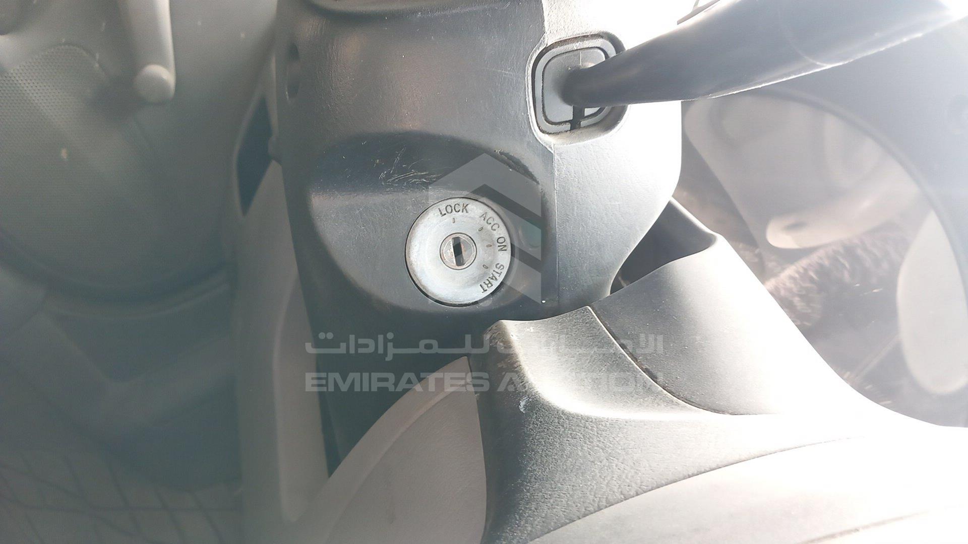 2003 MAZDA 323 VIN: JM7BJ12M231222037