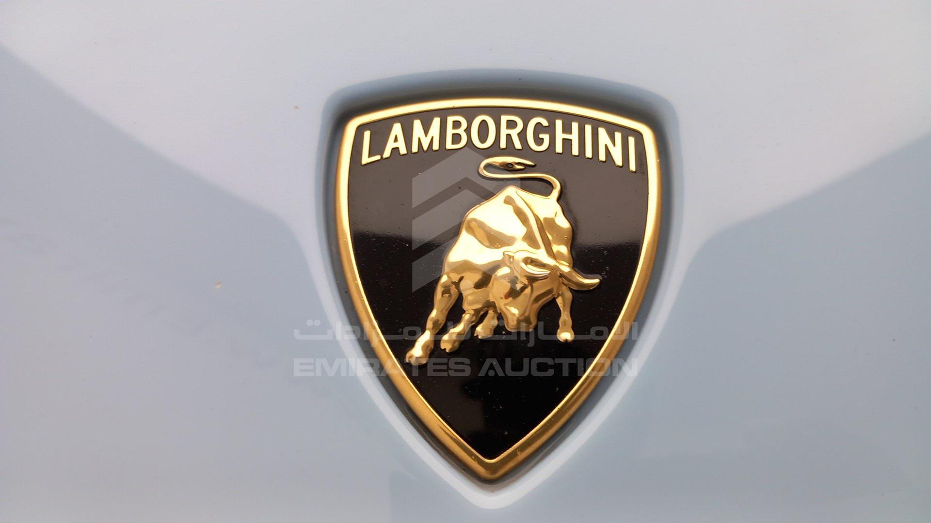 2018 LAMBORGHINI HURACAN VIN: ZHWED4ZF5JLA10123