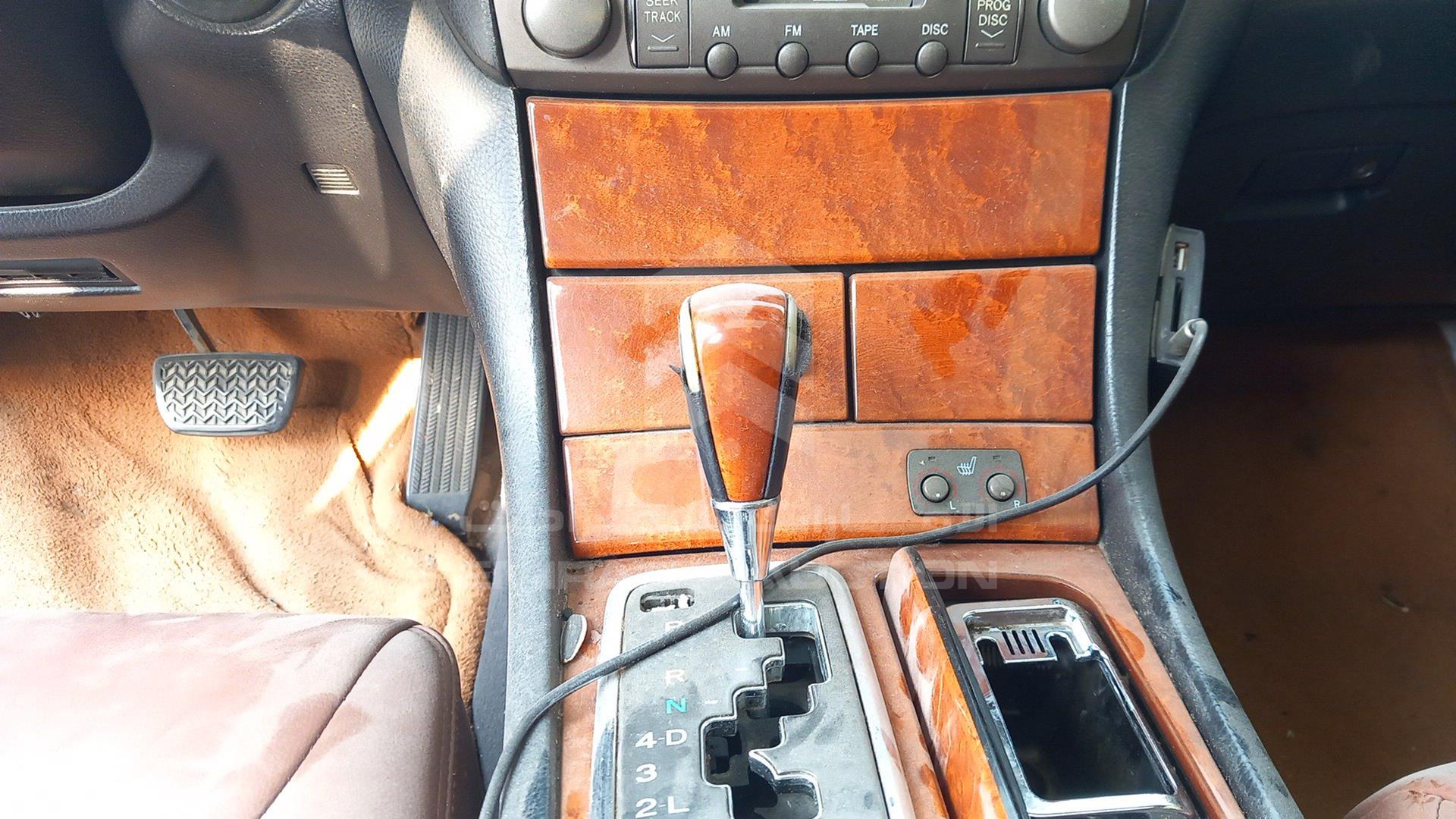 2001 LEXUS LS 430 VIN: JTHBN30F410012023