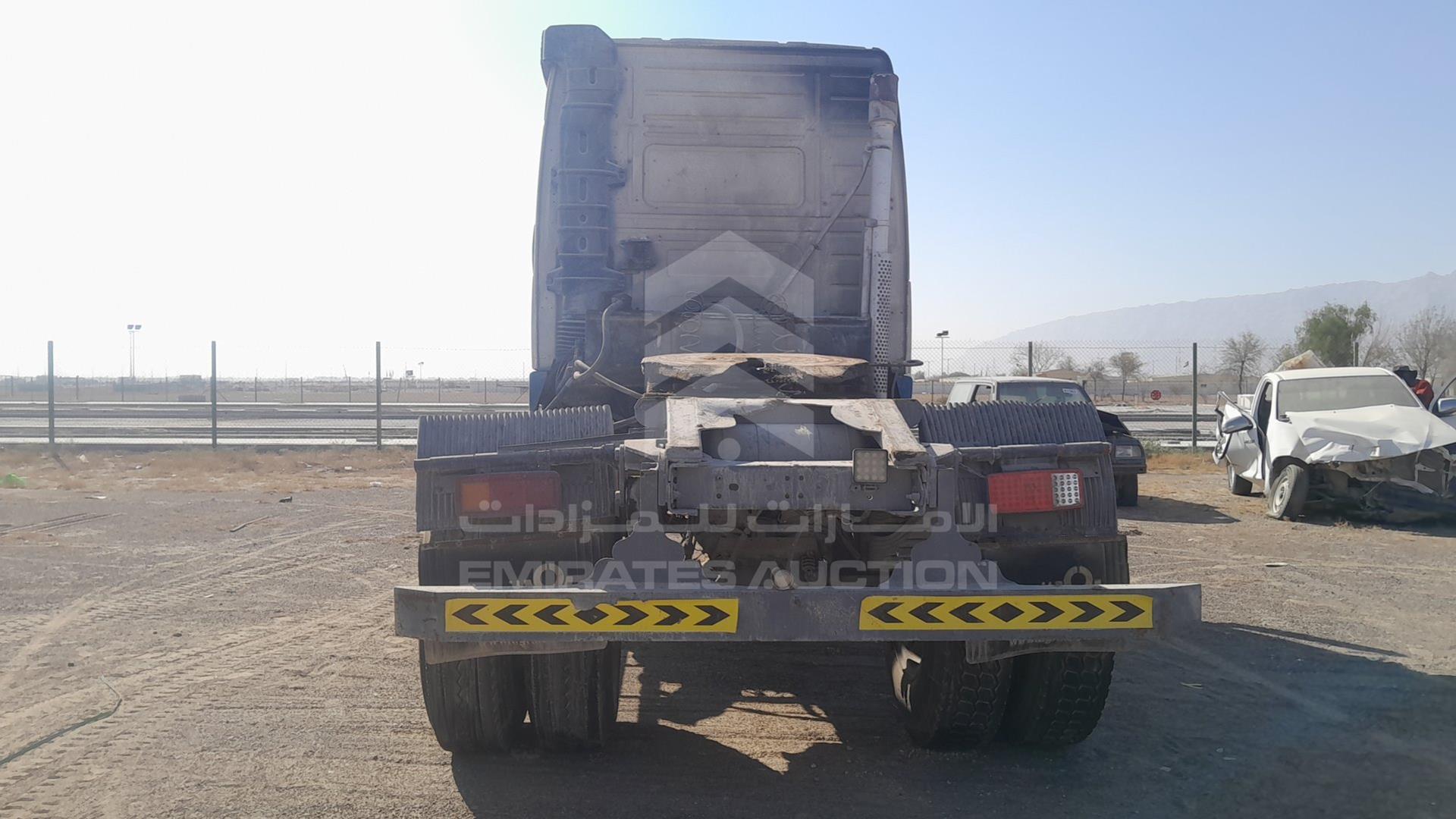 1999 VOLVO FH12 VIN: YV2A4B2A5XB211600