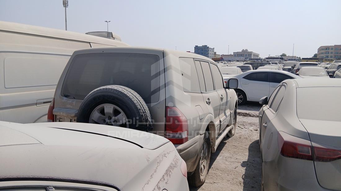 2004 Mitsubishi Pajero — Rear Right Angle — Photo 7