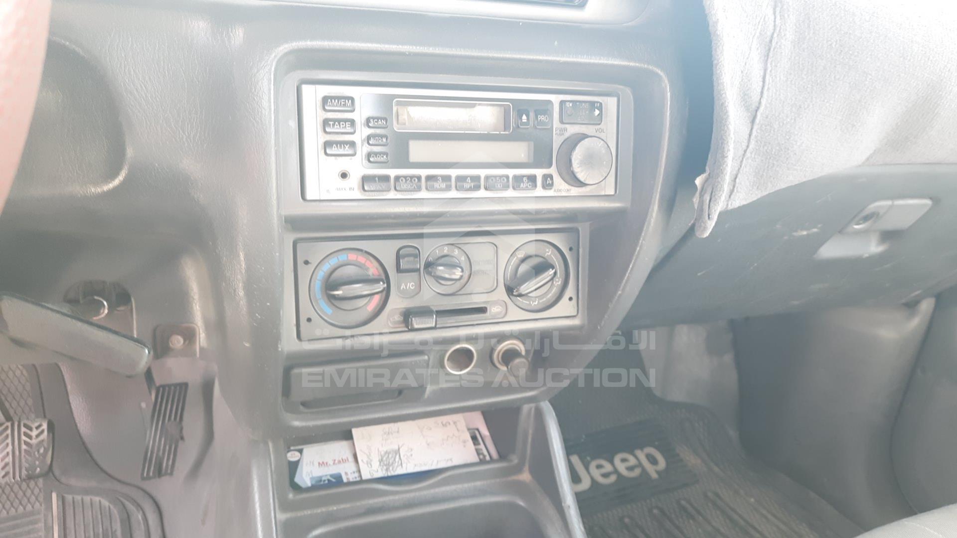 2005 MAZDA B2200 VIN: MM7UN23295W373896
