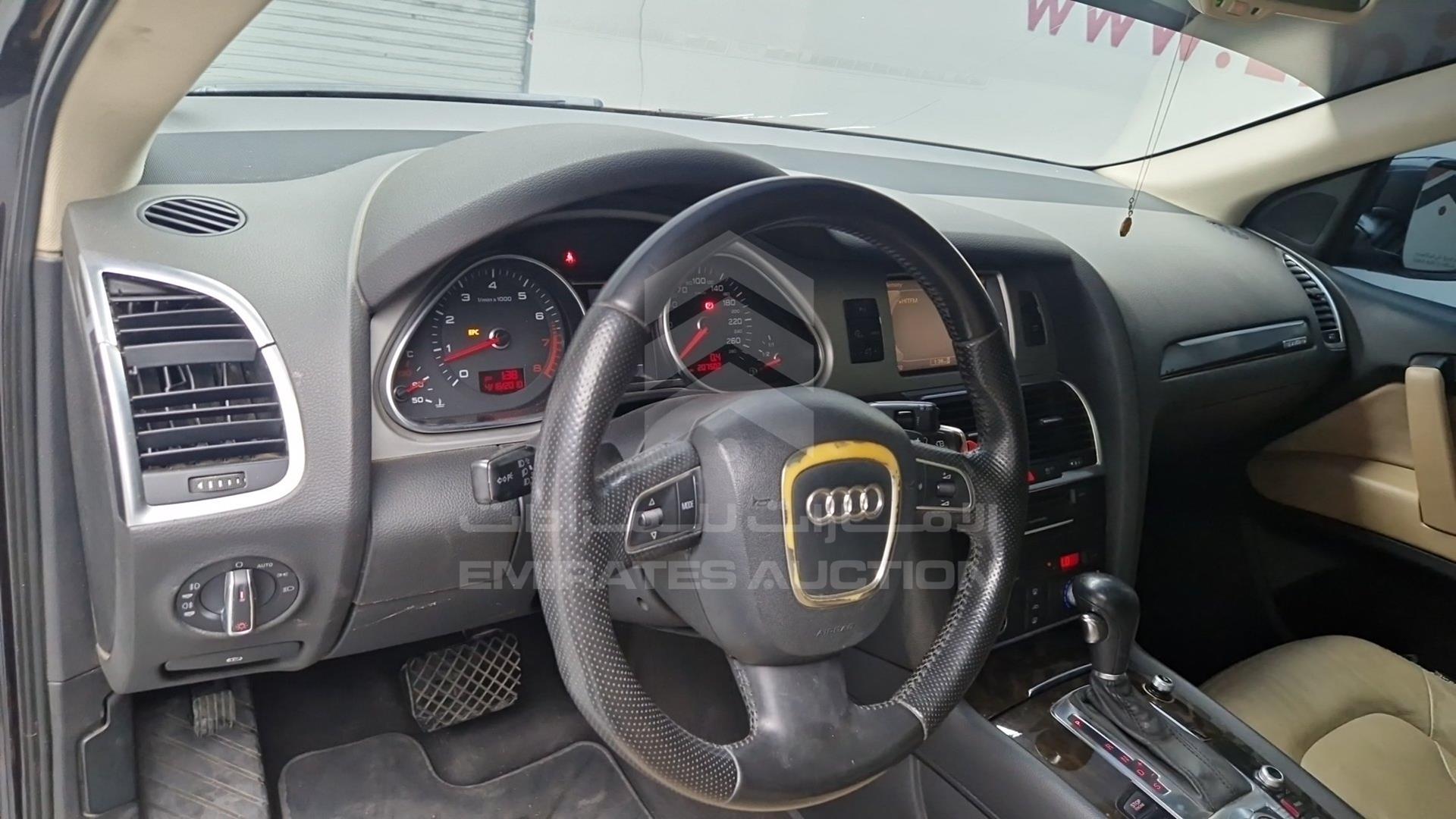 2011 AUDI Q7 VIN: WAUAGD4L7BD020525