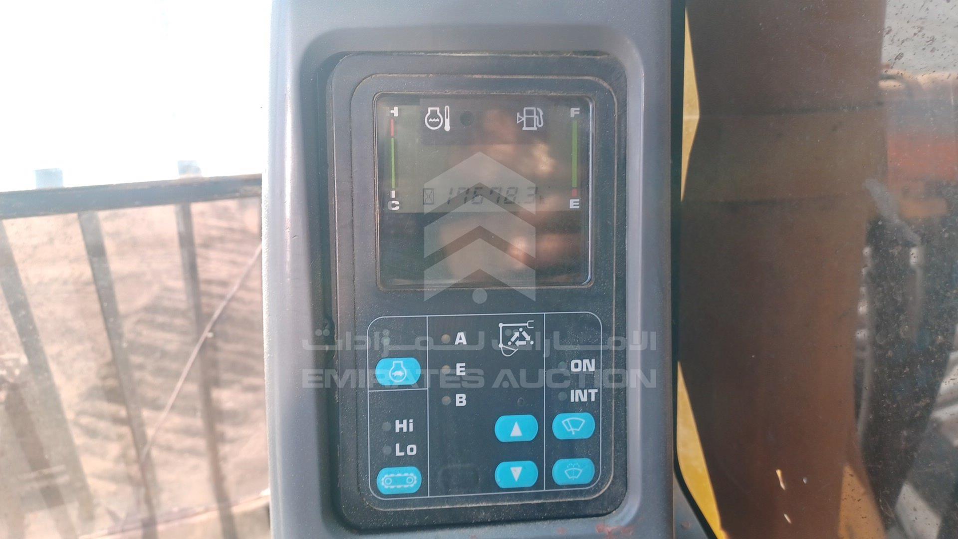 2013 KOMATSU PC400-7 VIN: KMTPC086J02052618