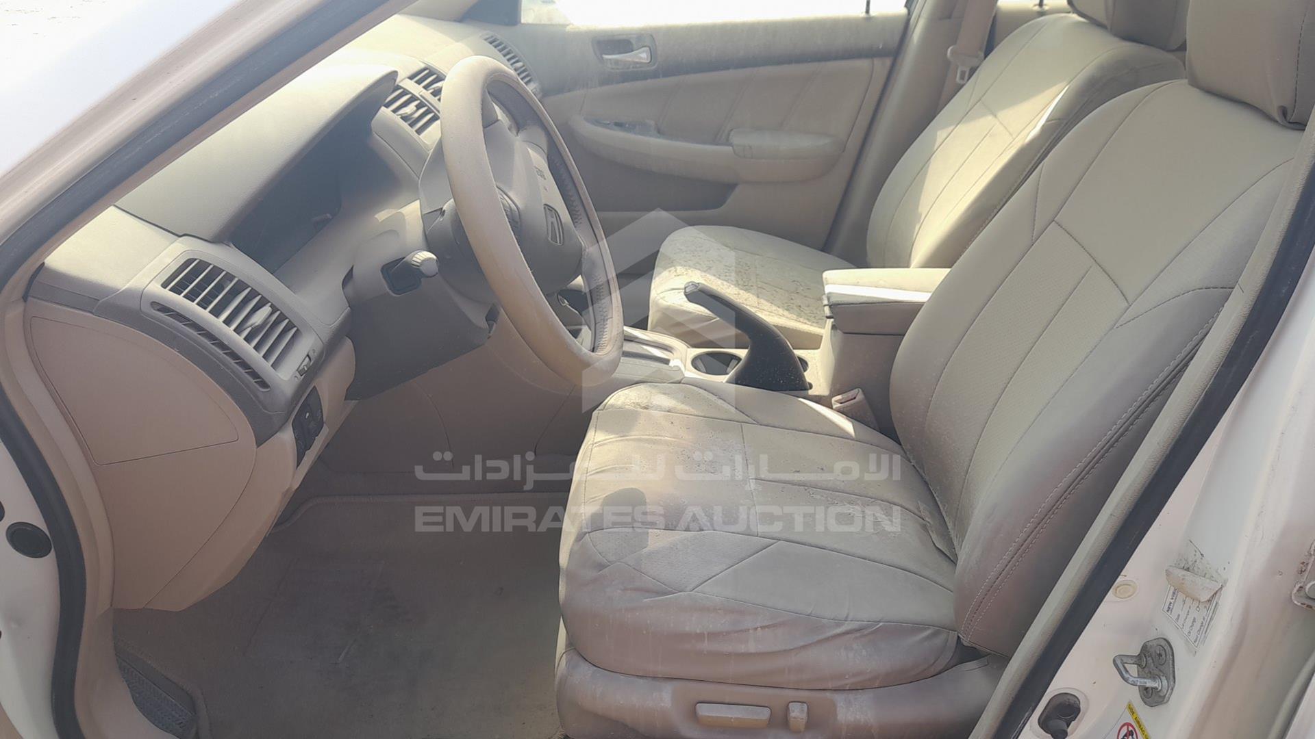 2007 HONDA ACCORD VIN: JHMCM66847C400197