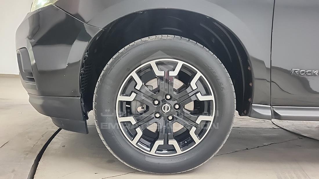 2020 Nissan Pathfinder — Front Left Tyre — Photo 38