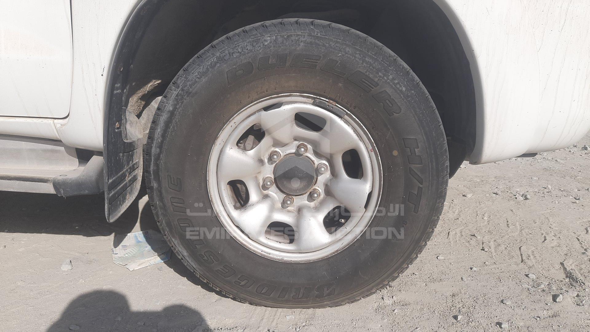2014 TOYOTA HILUX VIN: MR0FX22G5E1111738