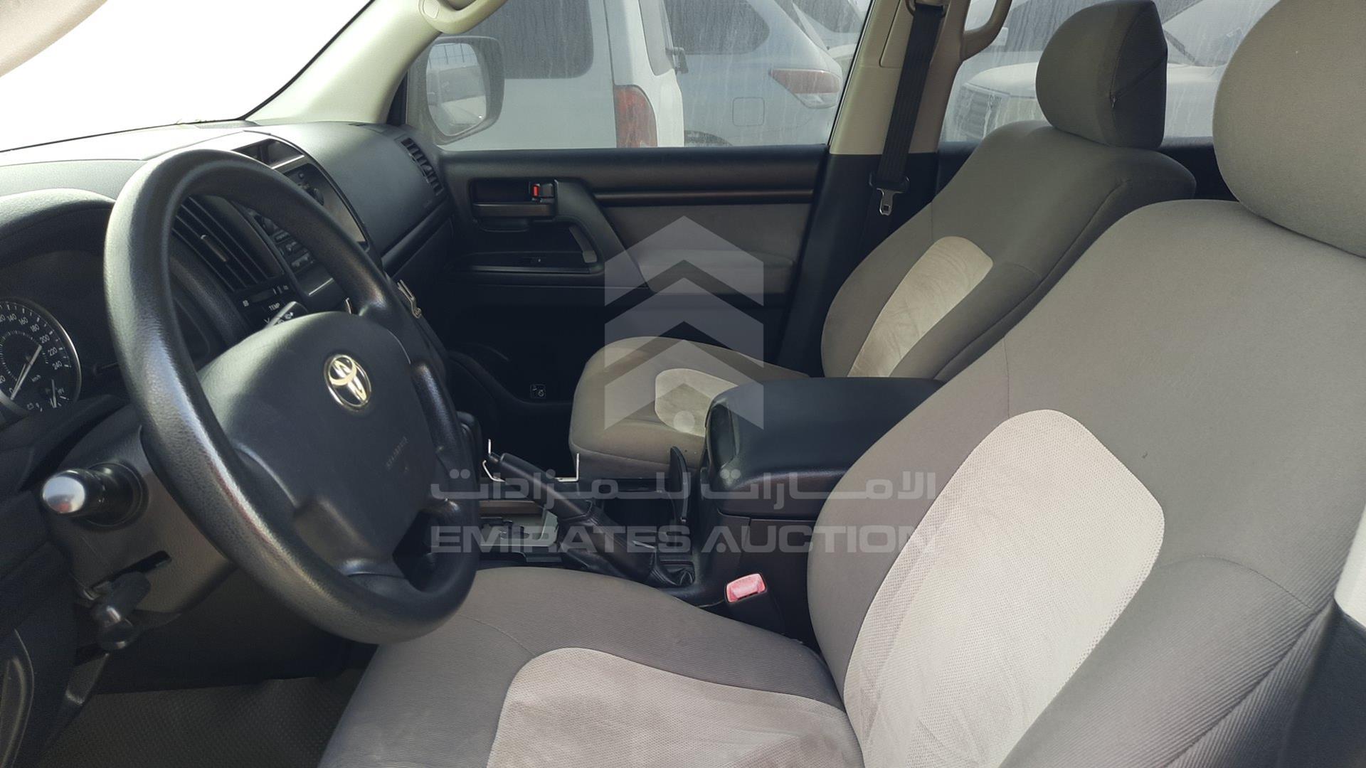 2011 TOYOTA LAND CRUISER VIN: JTMDU09J0B4034839