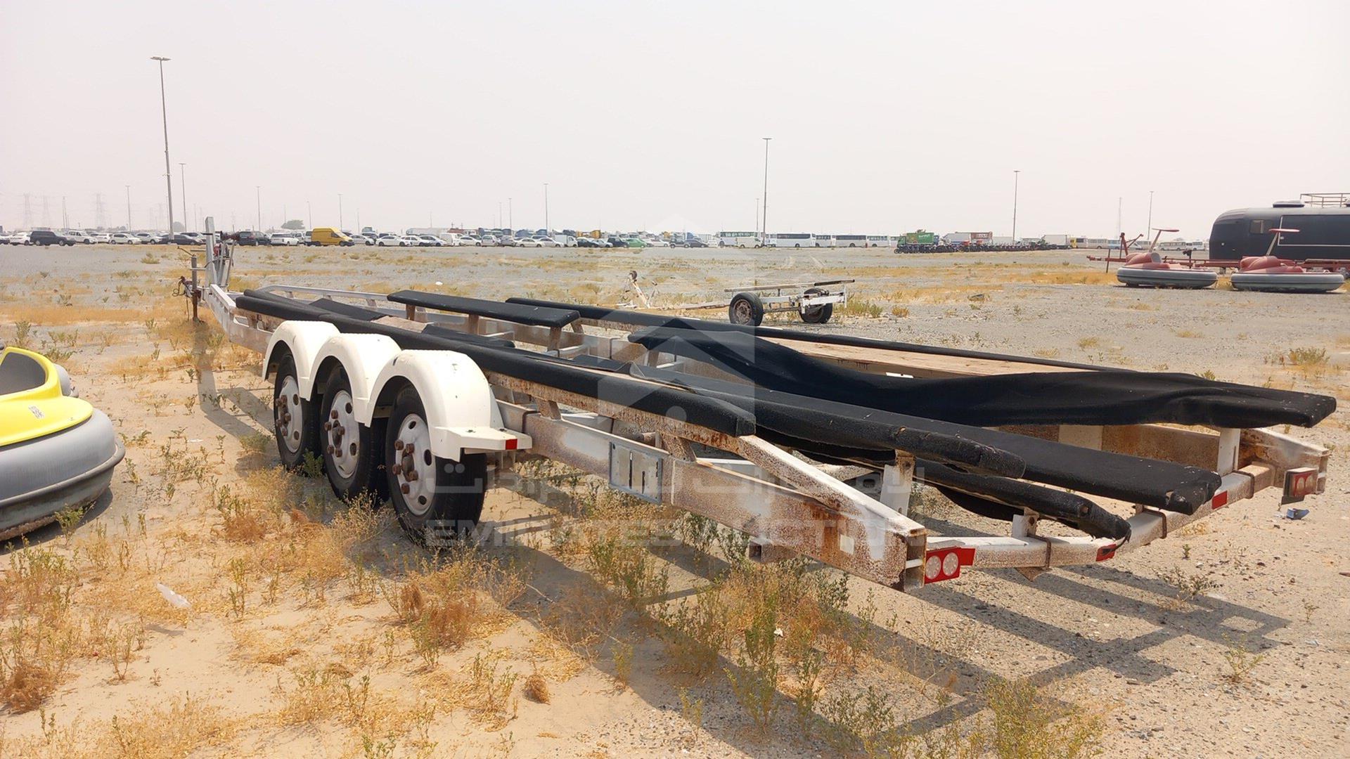 2019 TRAILER LOCAL VIN: D078239DXBTRAILER