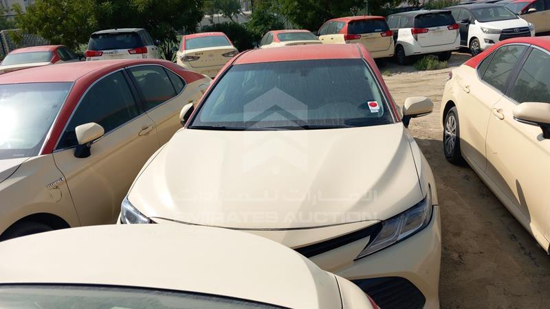 Toyota Camry 2018. Lot# 446388. VIN JTNB29HK9J3012611