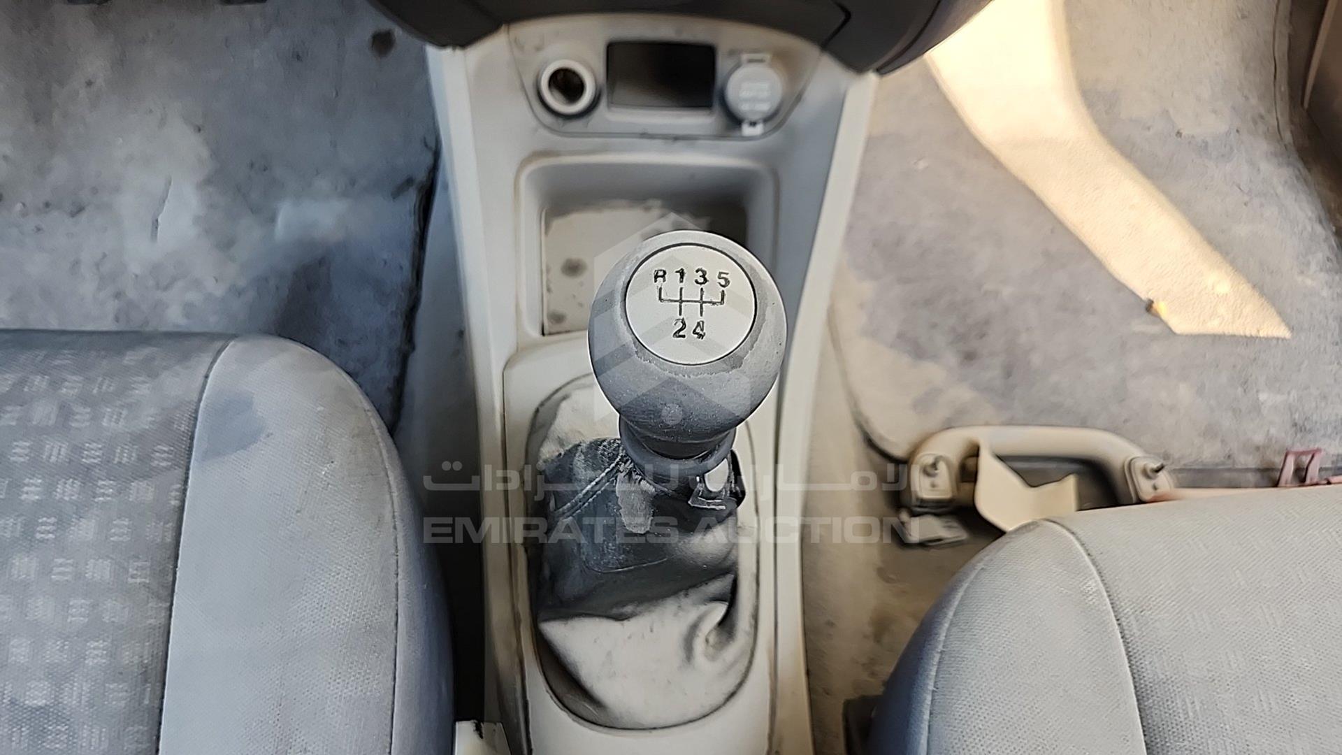 2006 KIA RIO VIN: KNADE221566173990