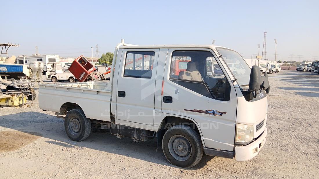 2016 JMC Pick Up — Front Right Angle — Photo 10