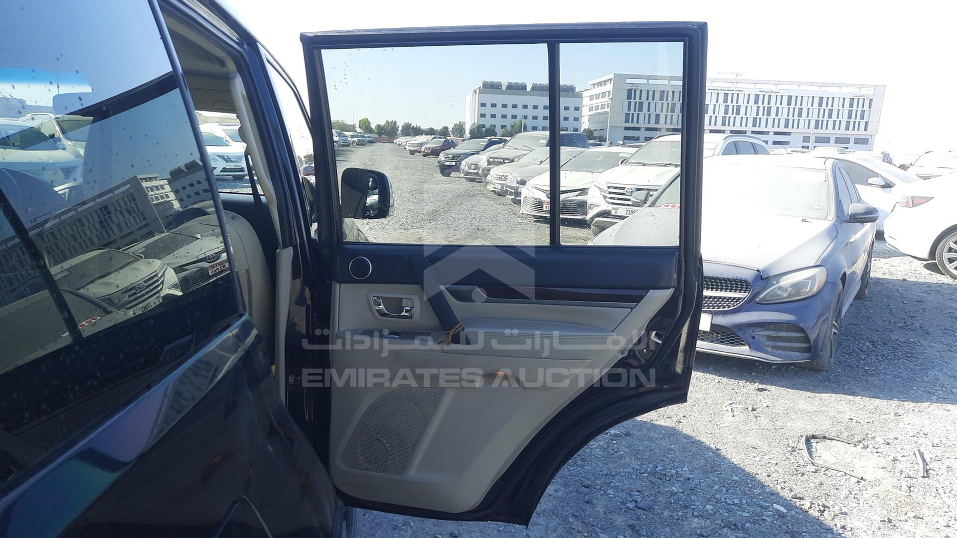 2011 MITSUBISHI PAJERO VIN: JMYLRV95WBJ707286