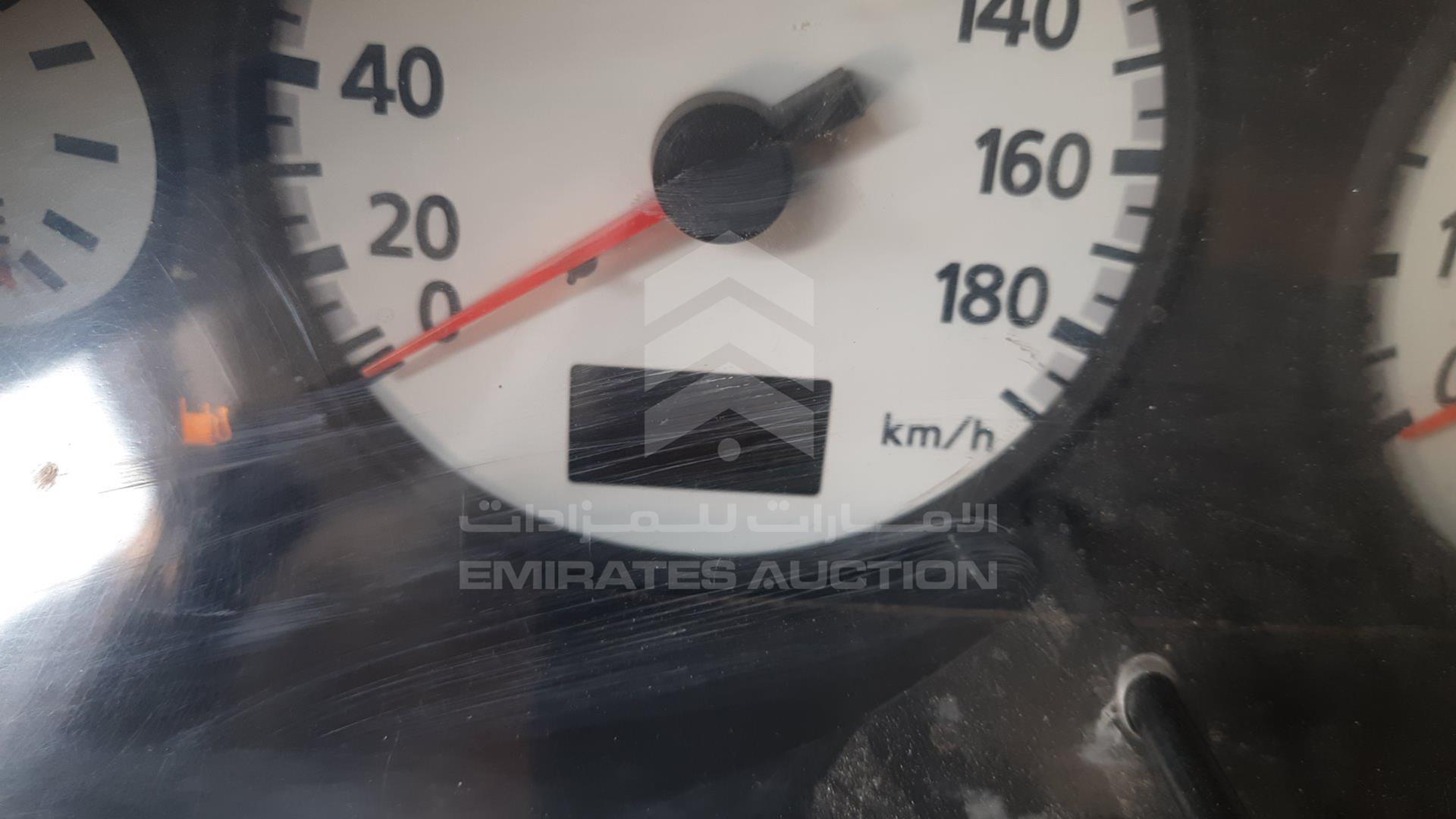 2002 NISSAN PATHFINDER VIN: JN8AR05Y52W520384