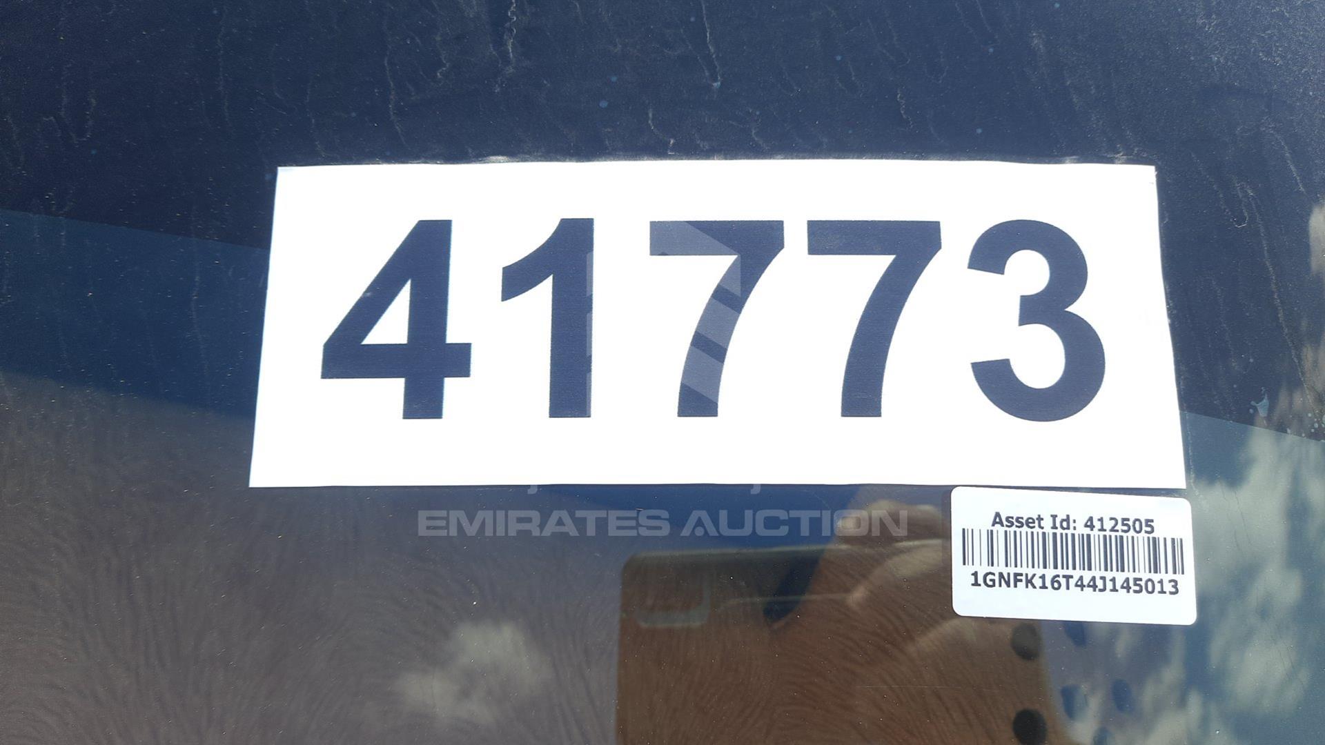 2004 CHEVROLET SUBURBAN VIN: 1GNFK16T44J145013