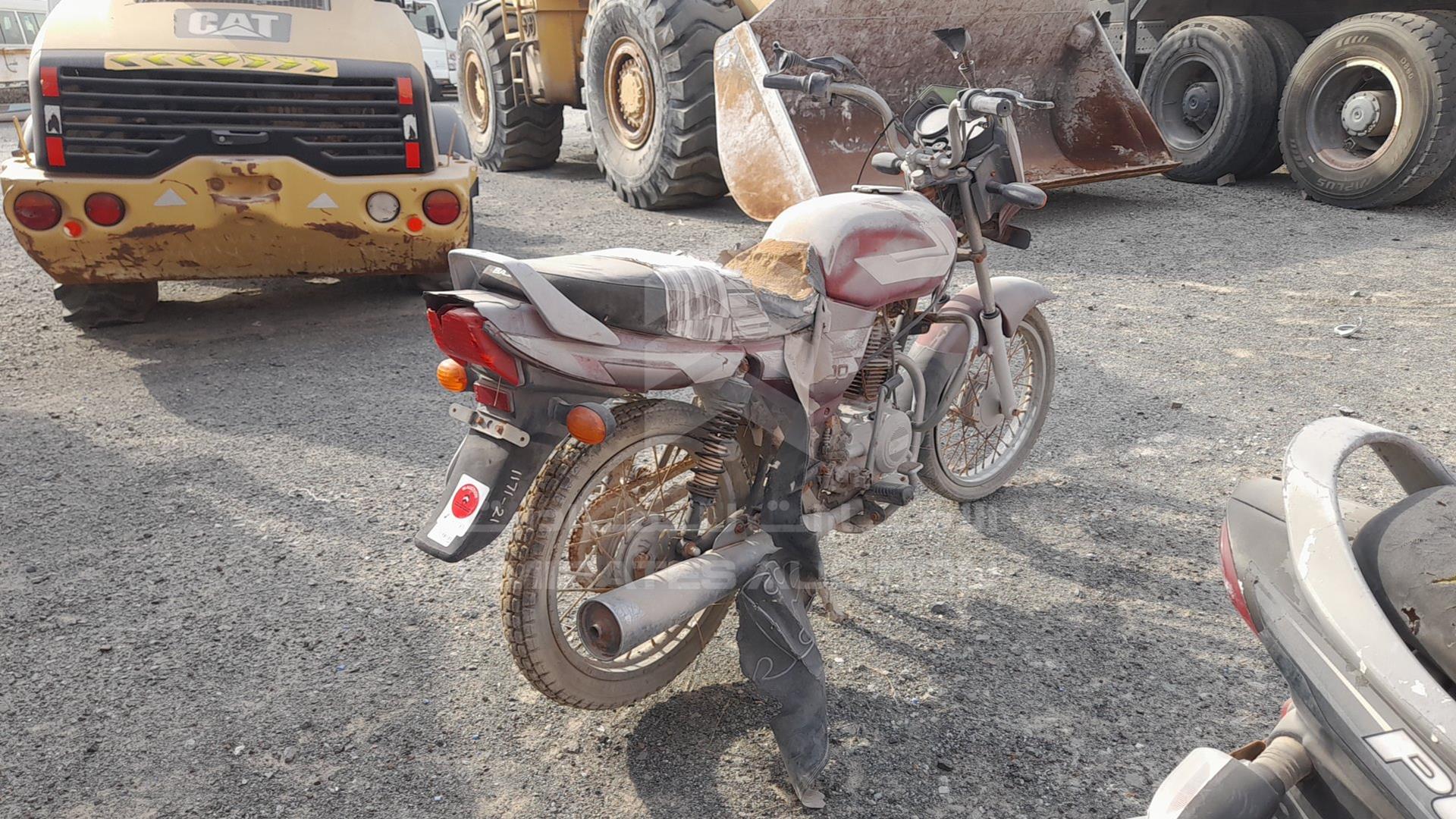 2009 BAJAJ 100 VIN: MD2DDDUZZRWG11895