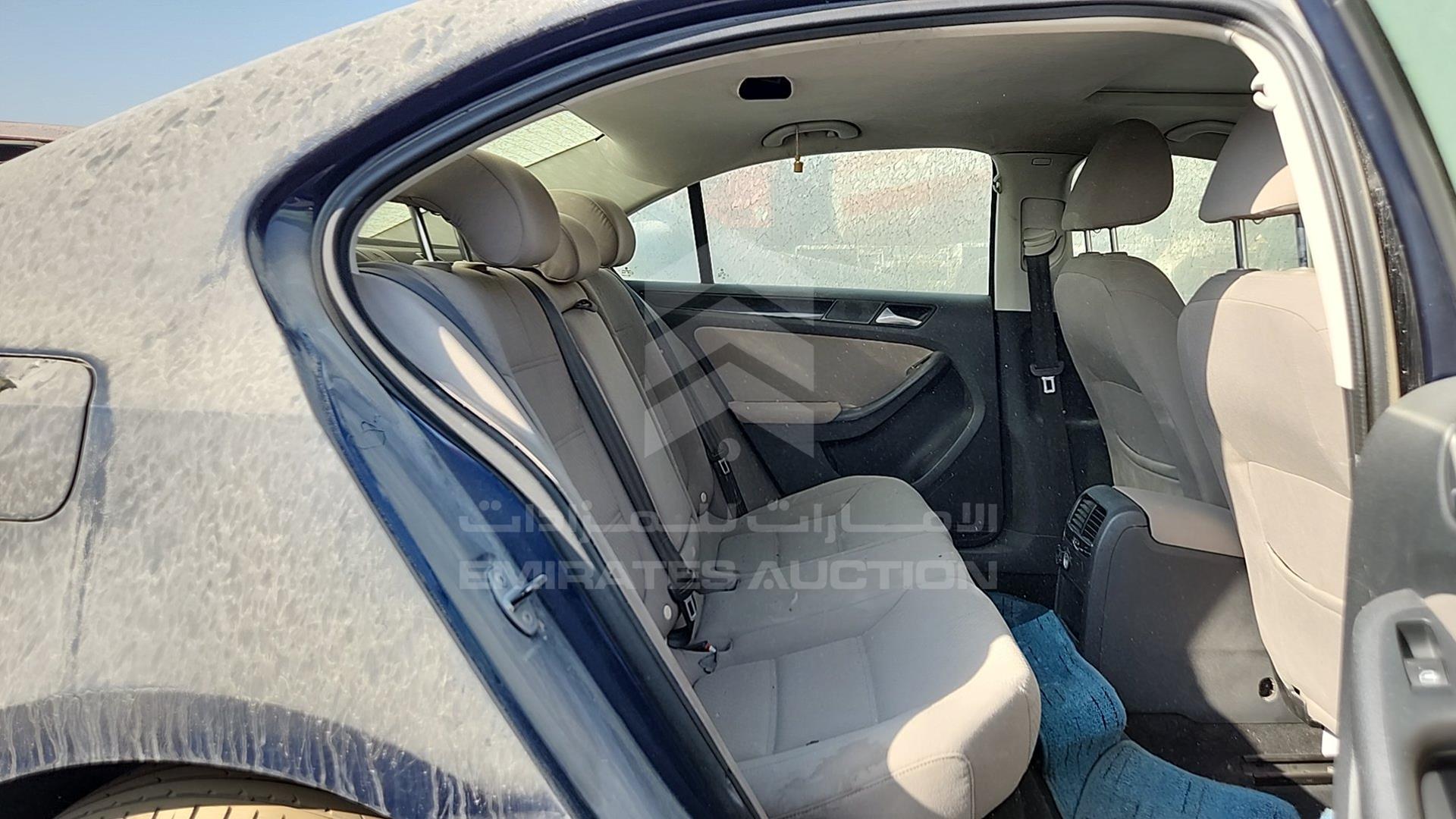 2012 VOLKSWAGEN JETTA VIN: WVWSV1164CM000647