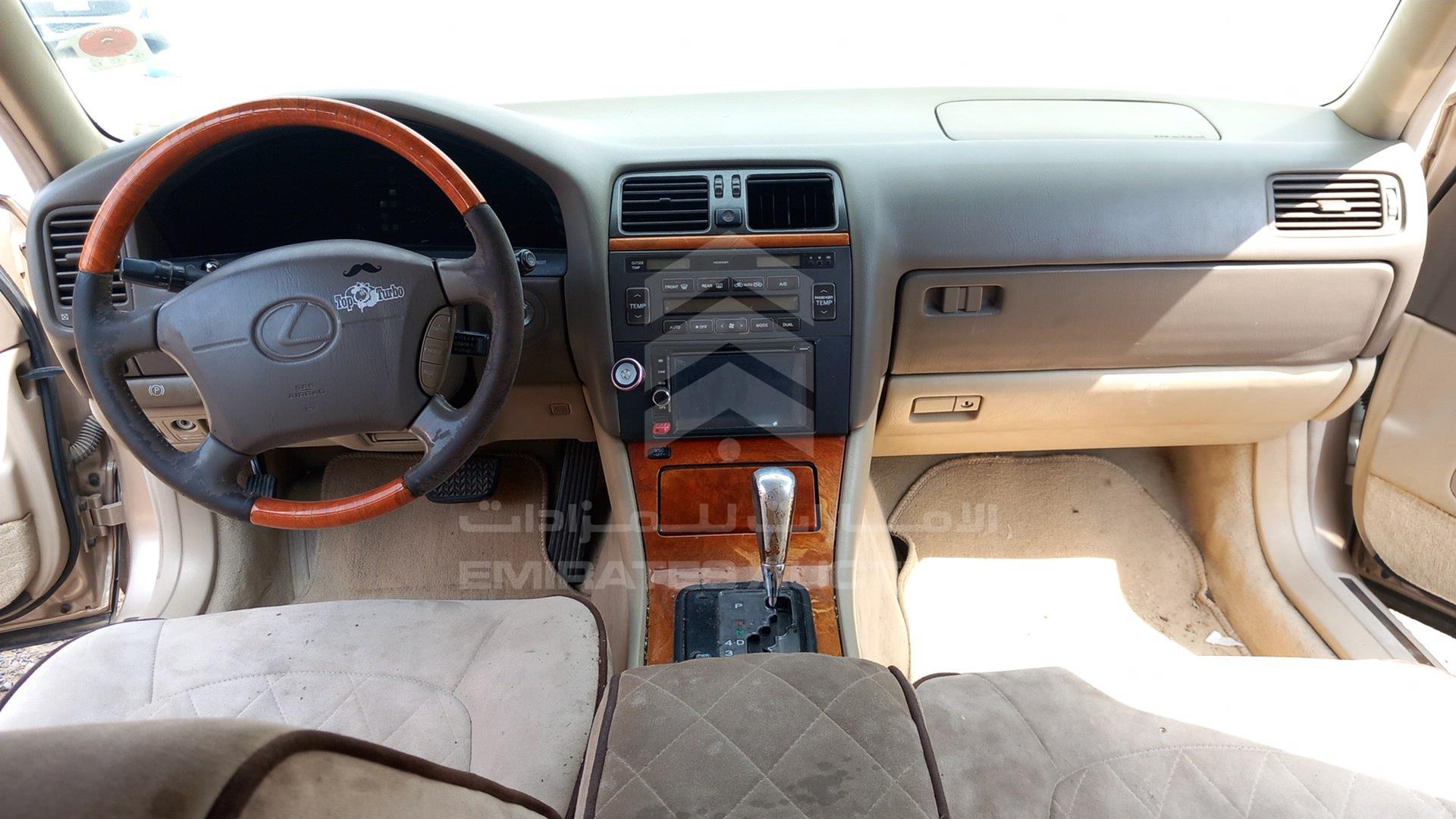 1998 LEXUS LS400 VIN: JT8BH28F2W0128608