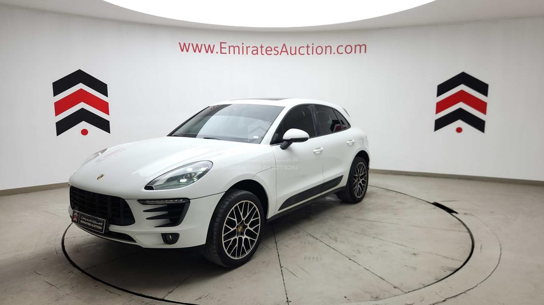 2017 Porsche Macan — Front Left Angle — Photo 8