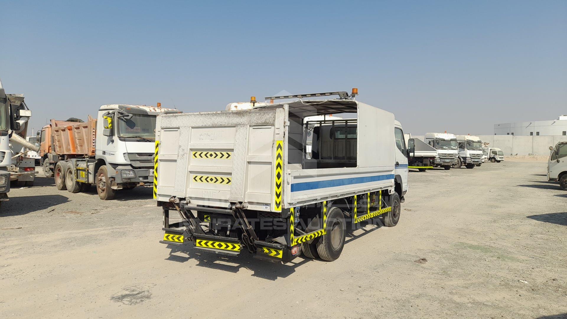 2005 MITSUBISHI CANTER VIN: JL7BFE1J35K011696