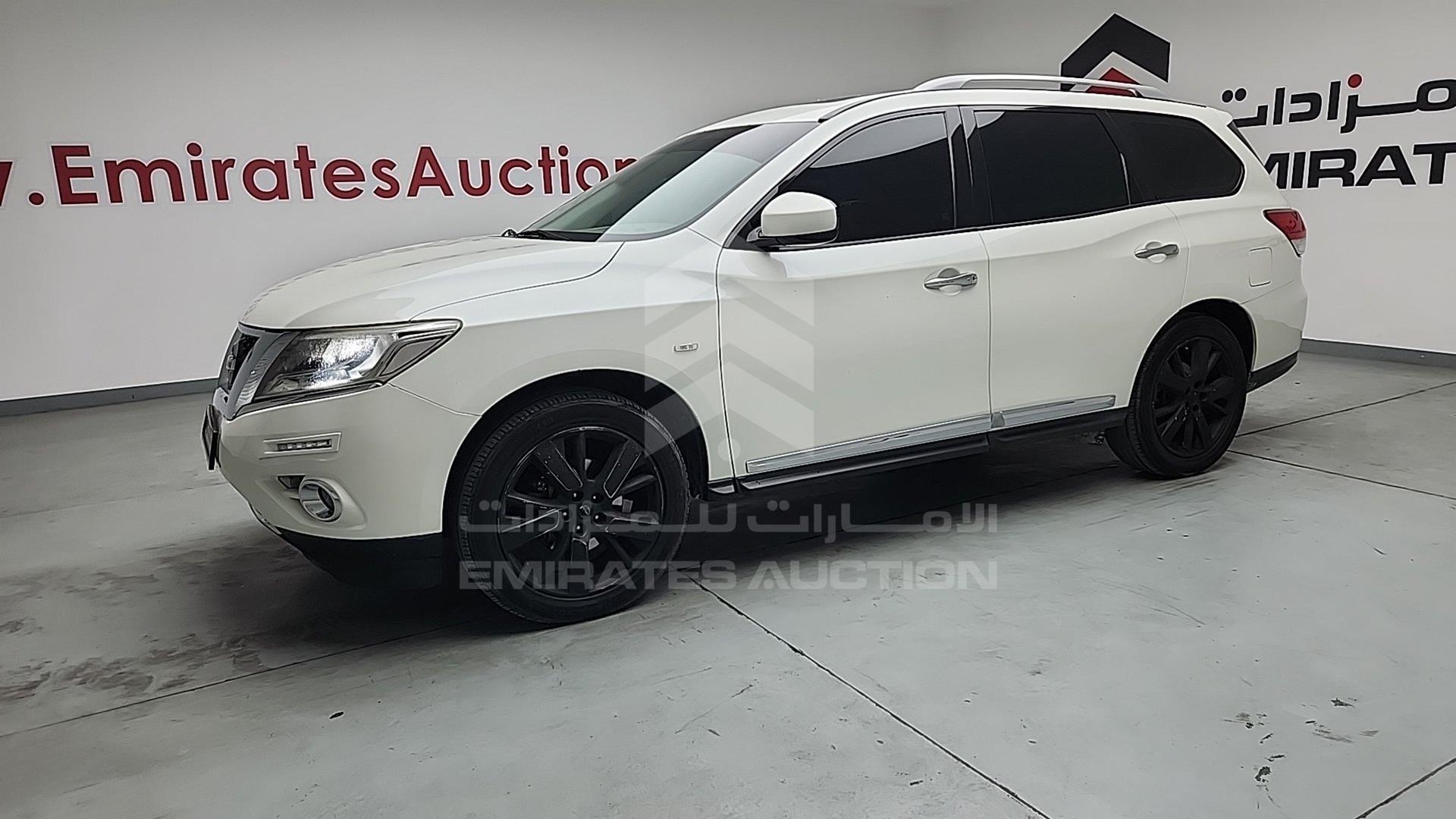 2015 NISSAN PATHFINDER VIN: 5N1AR2M52FC655906
