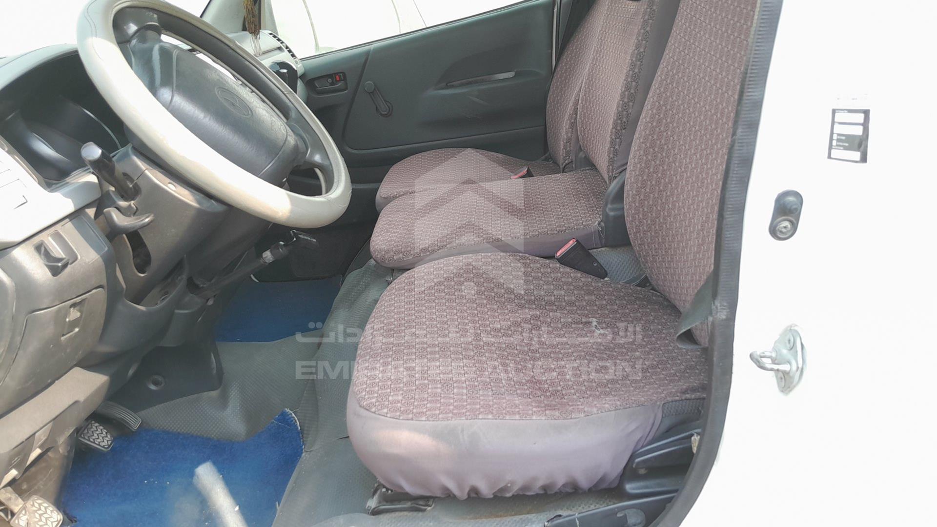 2013 TOYOTA HIACE VIN: JTFHX02P7D0075333