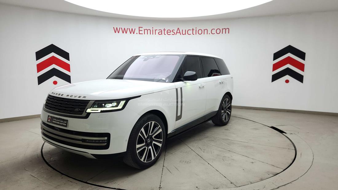 2023 Range Rover HSE — Front Left Angle — Photo 8