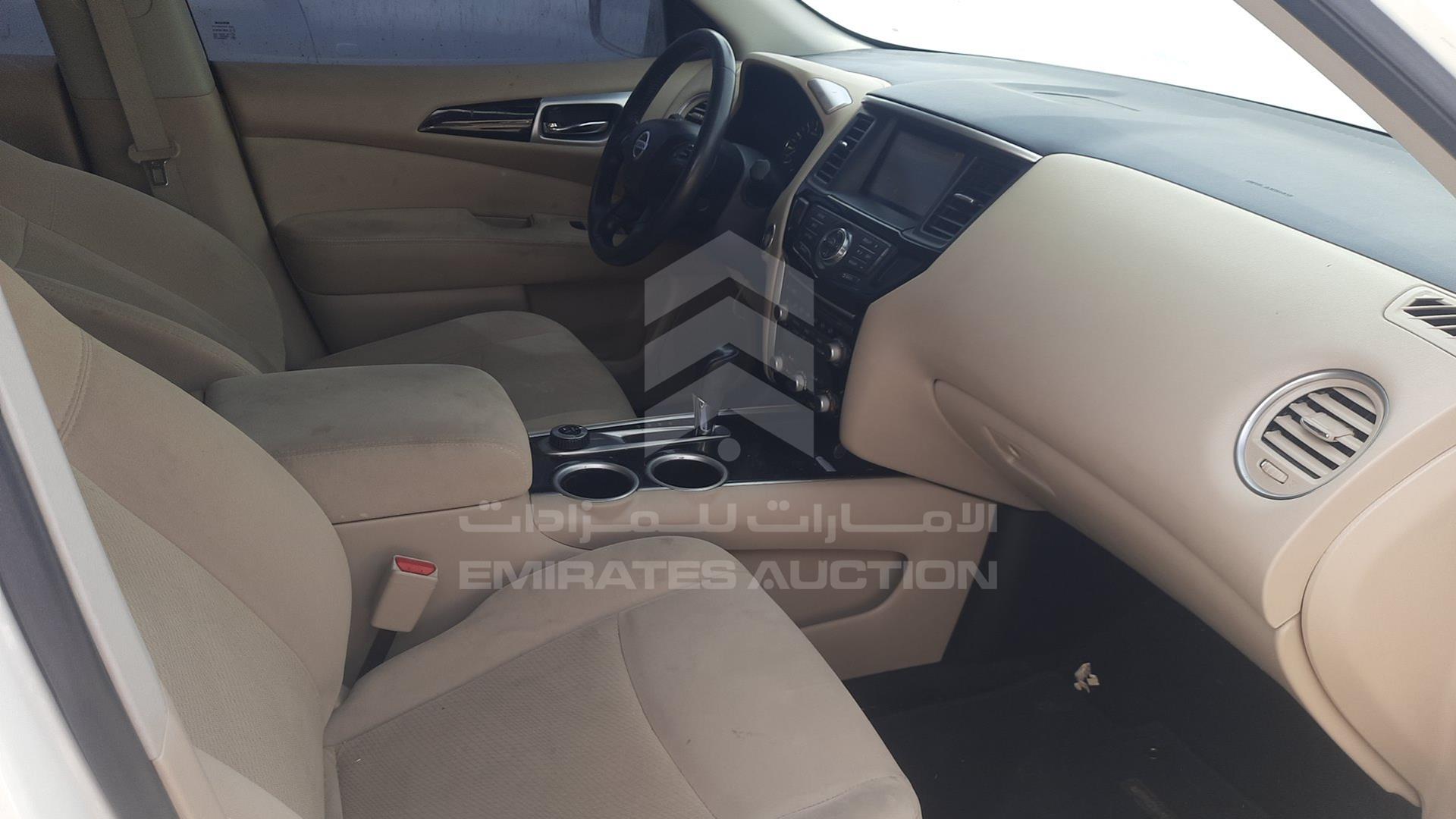2016 NISSAN PATHFINDER VIN: 5N1AR2M51GC647684