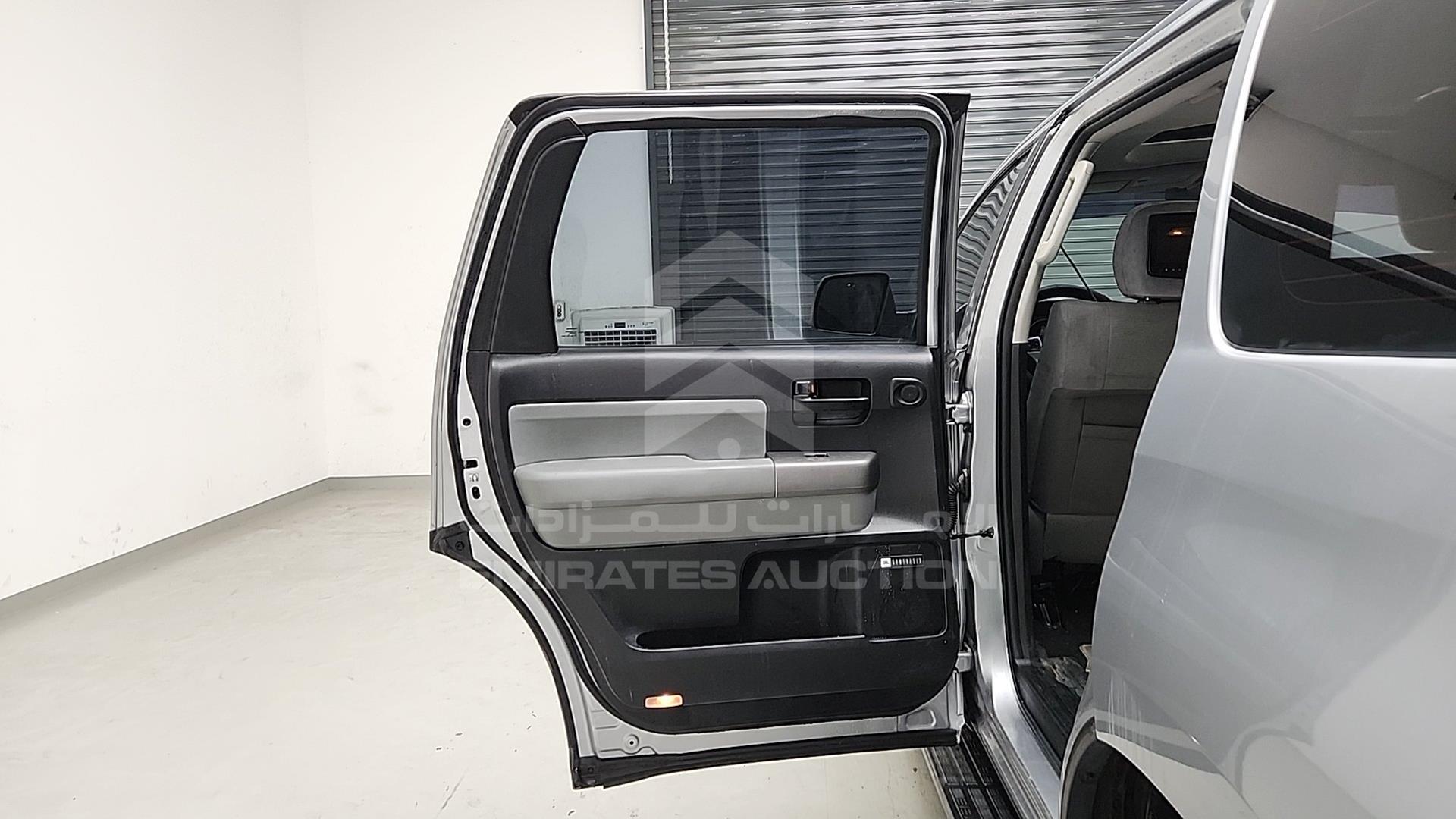 2014 TOYOTA SEQUOIA VIN: 5TDBY64A7ES103959