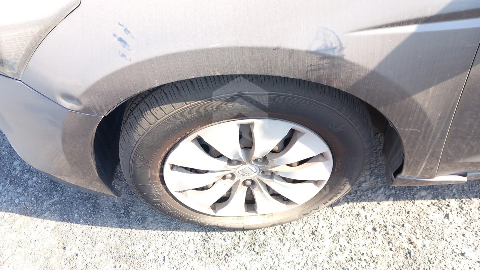 2008 HONDA ACCORD VIN: JHMCP26388C410947