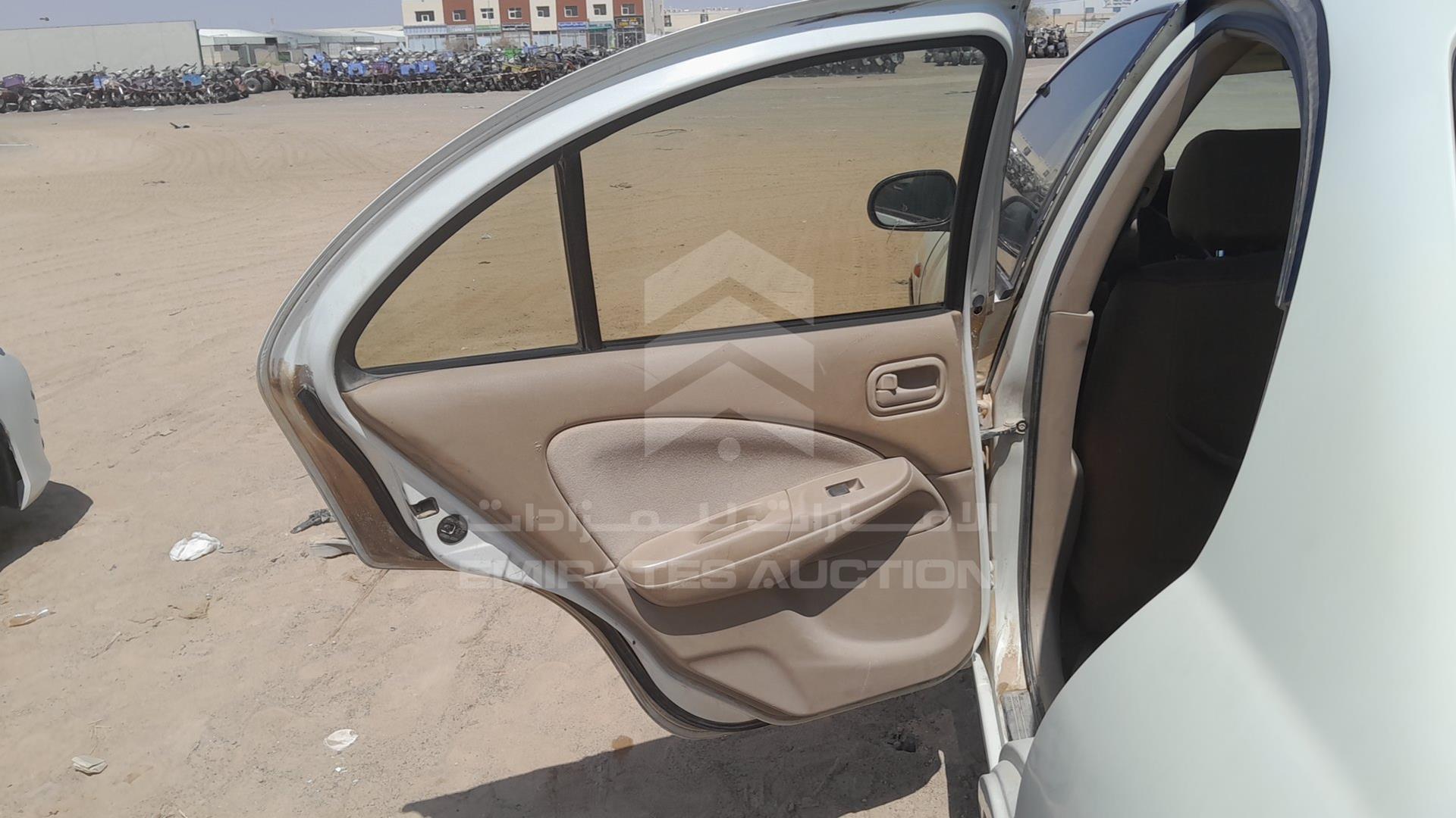 2002 NISSAN SUNNY VIN: JN1FN61C32W009091