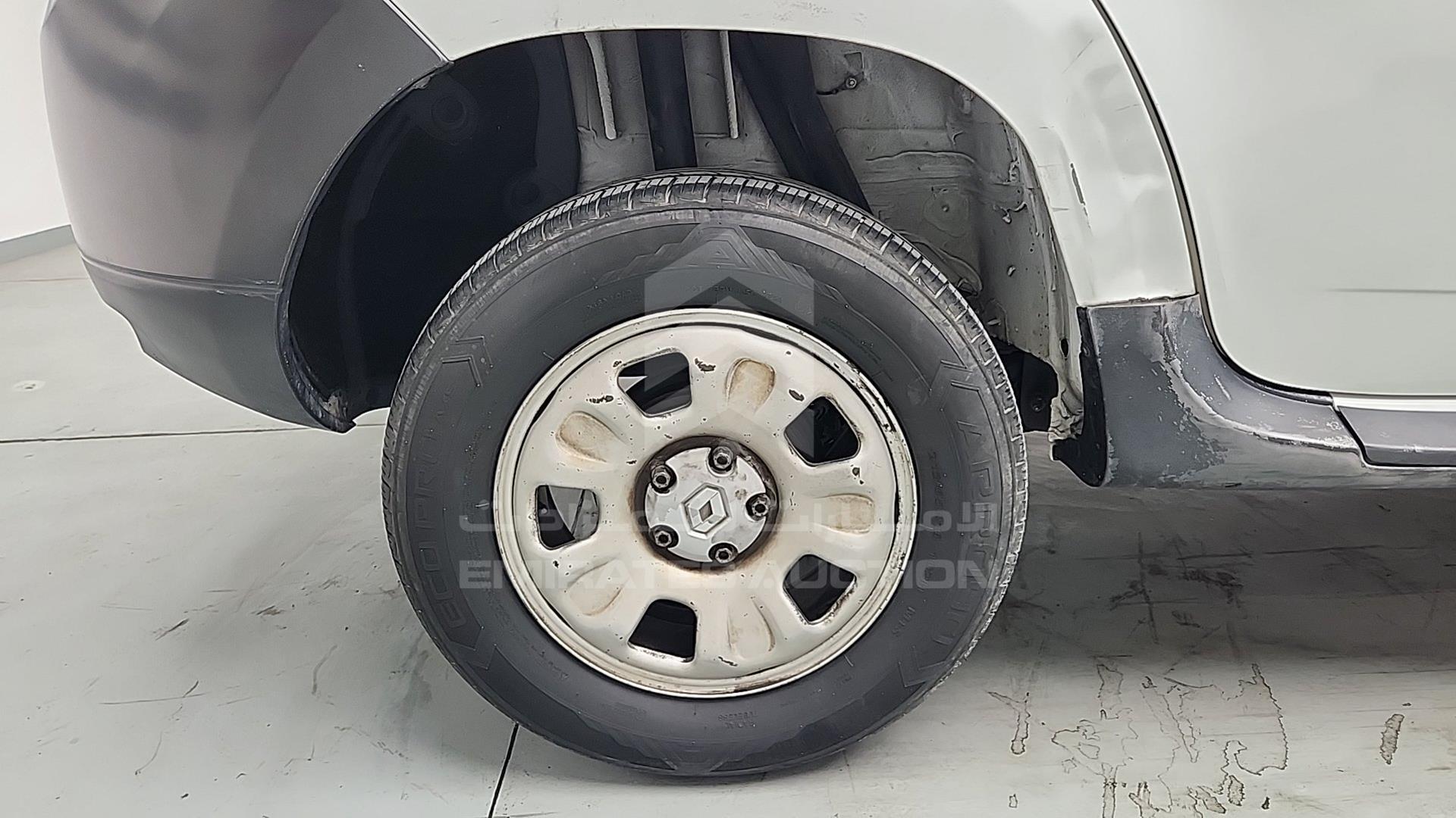 2014 RENAULT DUSTER VIN: VF1HSRCA8EA507220