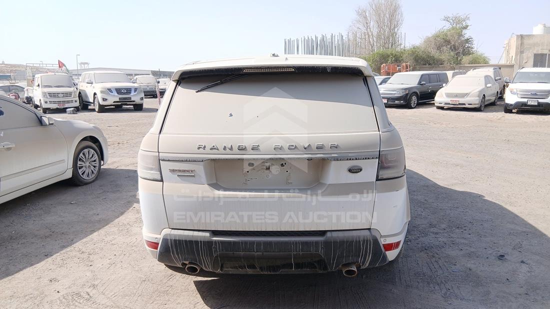 2015 Range Rover Sport — Rear View — Photo 7