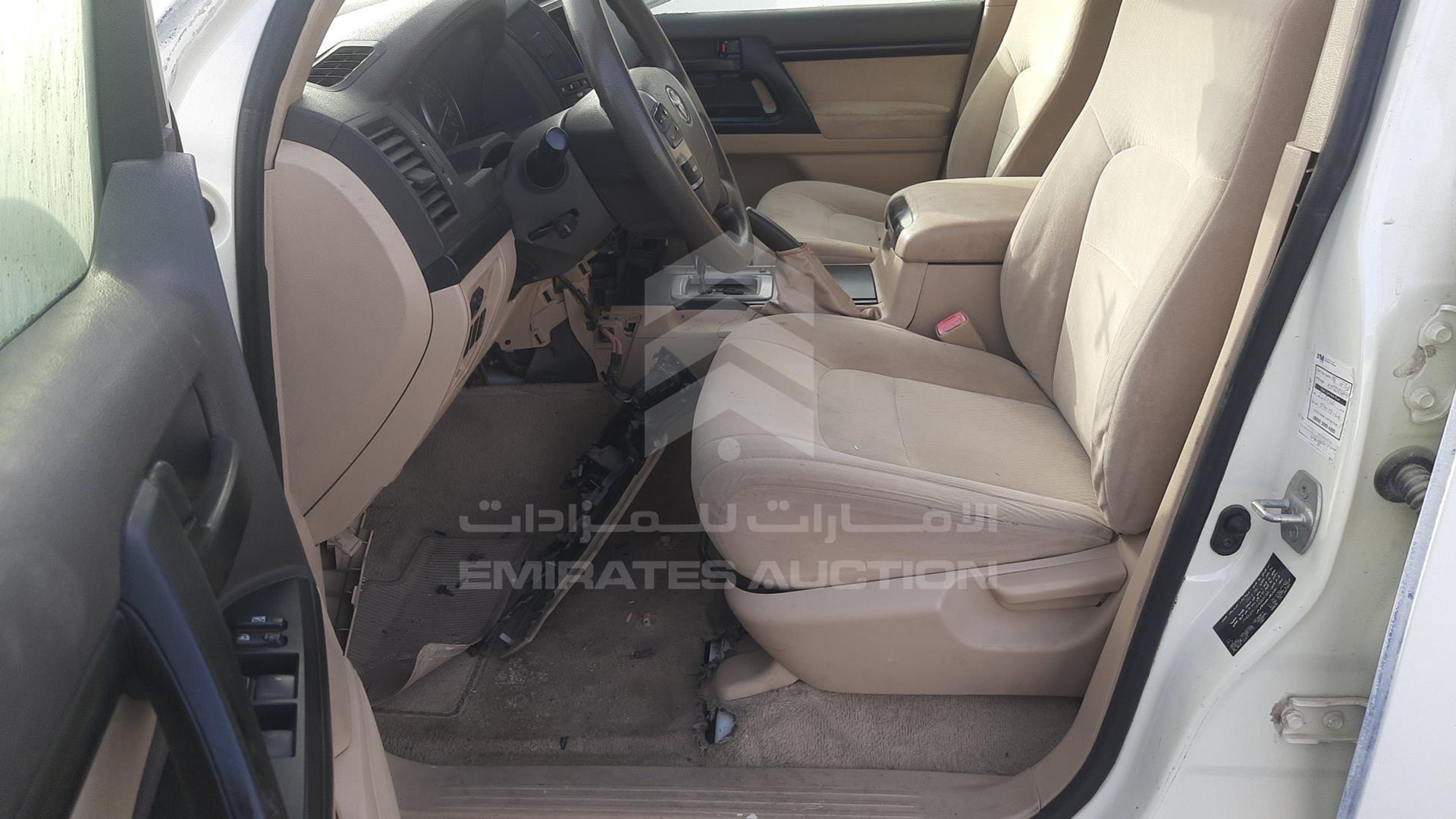2013 TOYOTA LAND CRUISER VIN: JTMDU09J1D4064189
