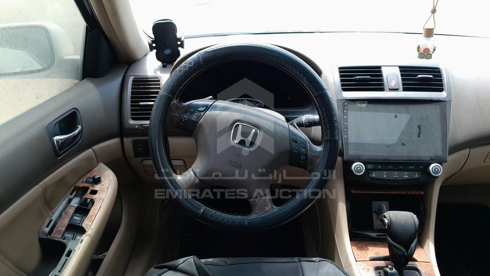 2005 HONDA ACCORD VIN: JHMCM66885C400183