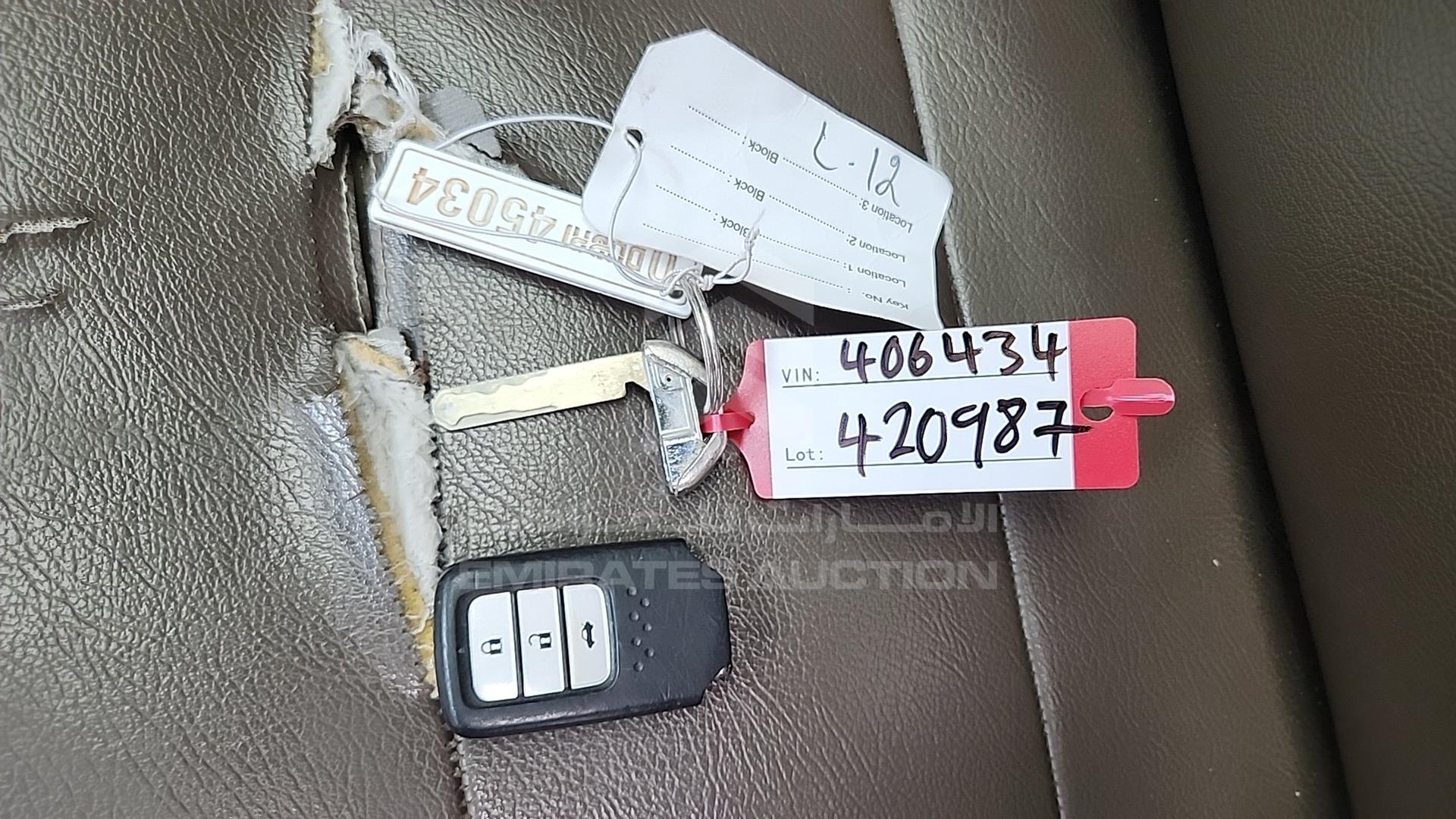 2015 HONDA ACCORD VIN: LUCCR2665F3406434