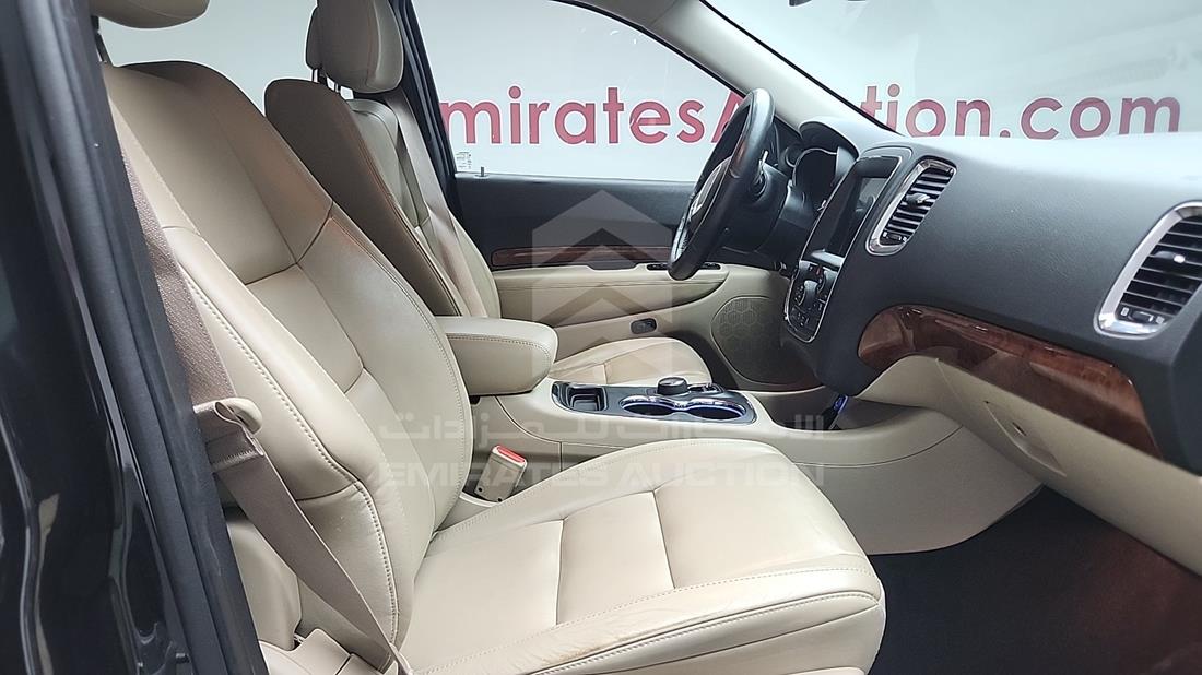 2015 Dodge Durango — Front Right Passenger Seat View — Photo 28