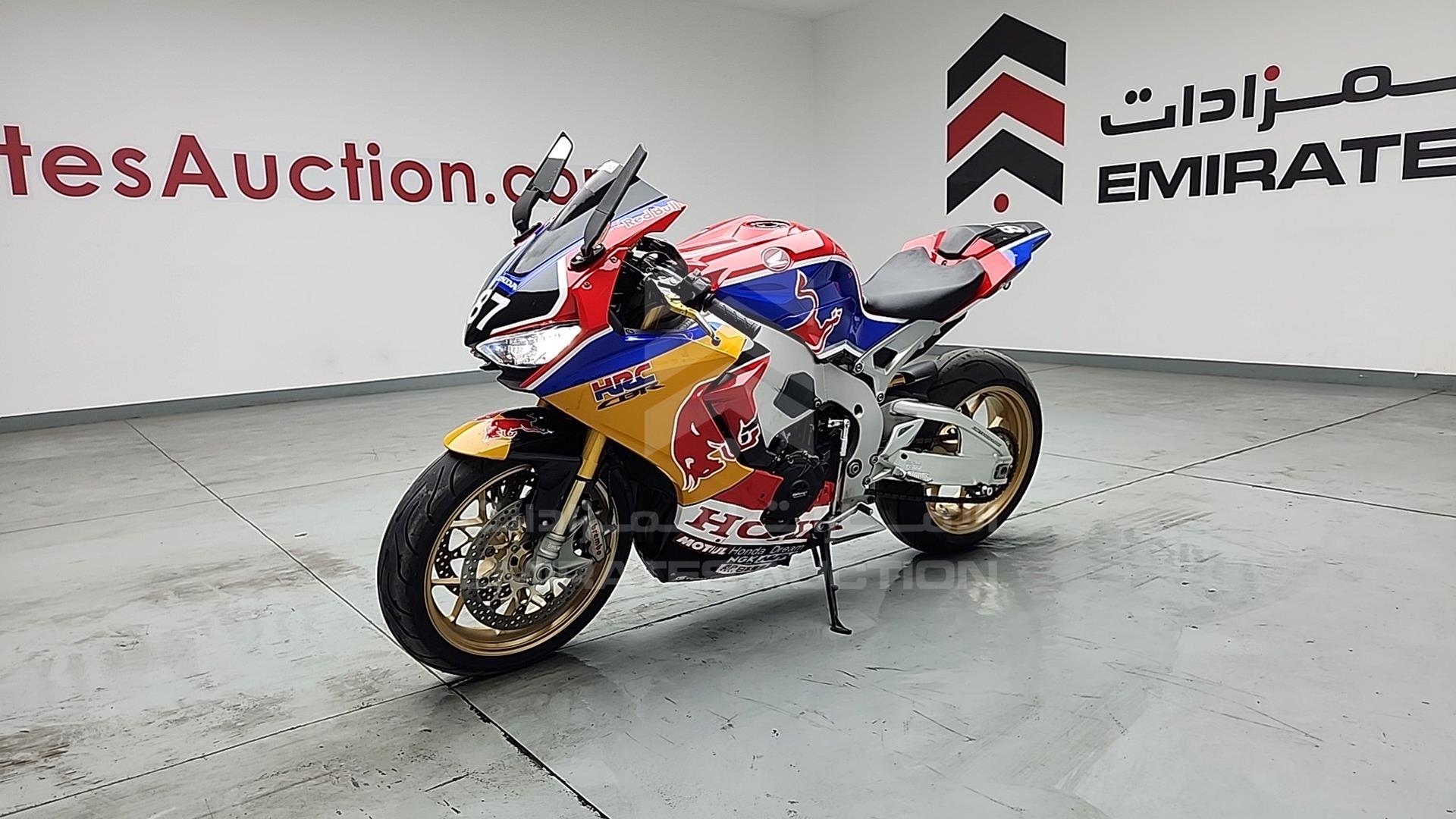 2019 HONDA CBR VIN: JH2SC77G2KK200002