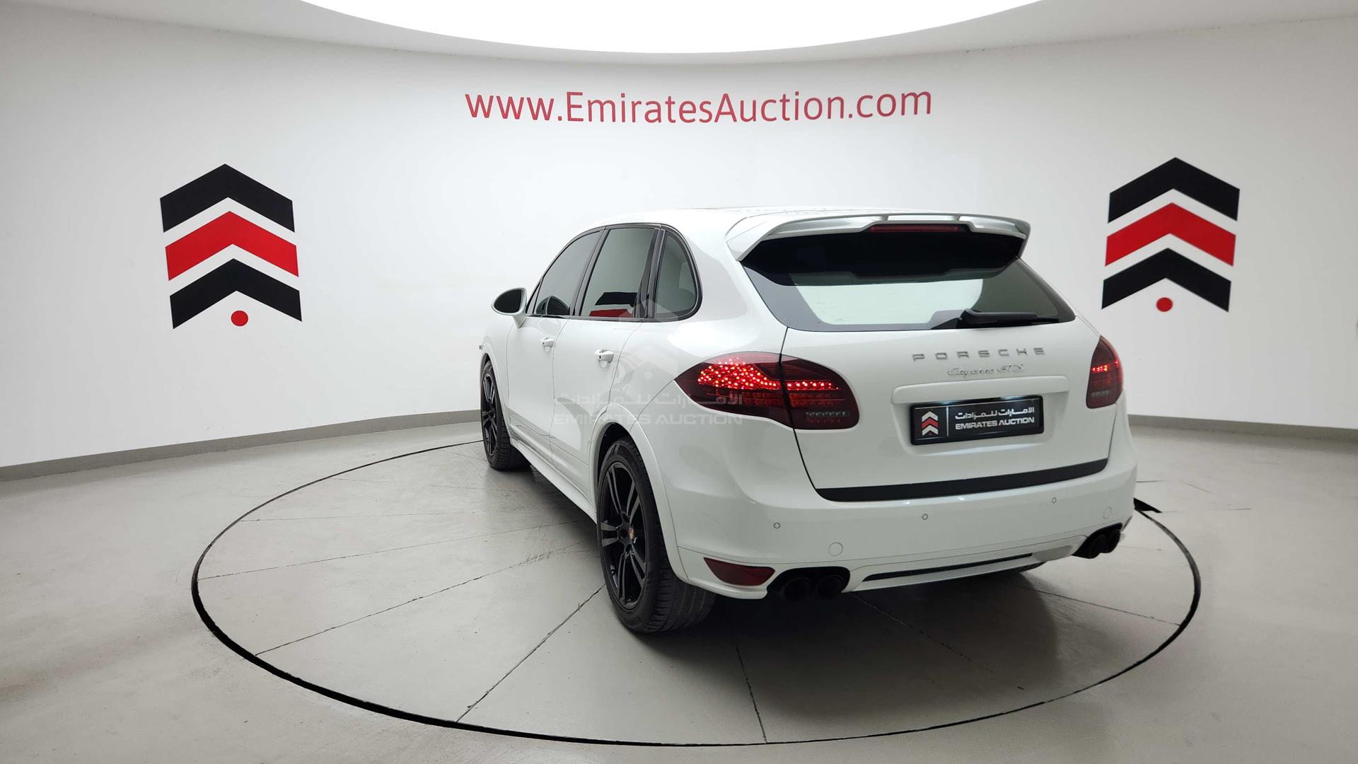 2014 PORSCHE CAYENNE GTS VIN: WP1ZZZ92ZELA73608