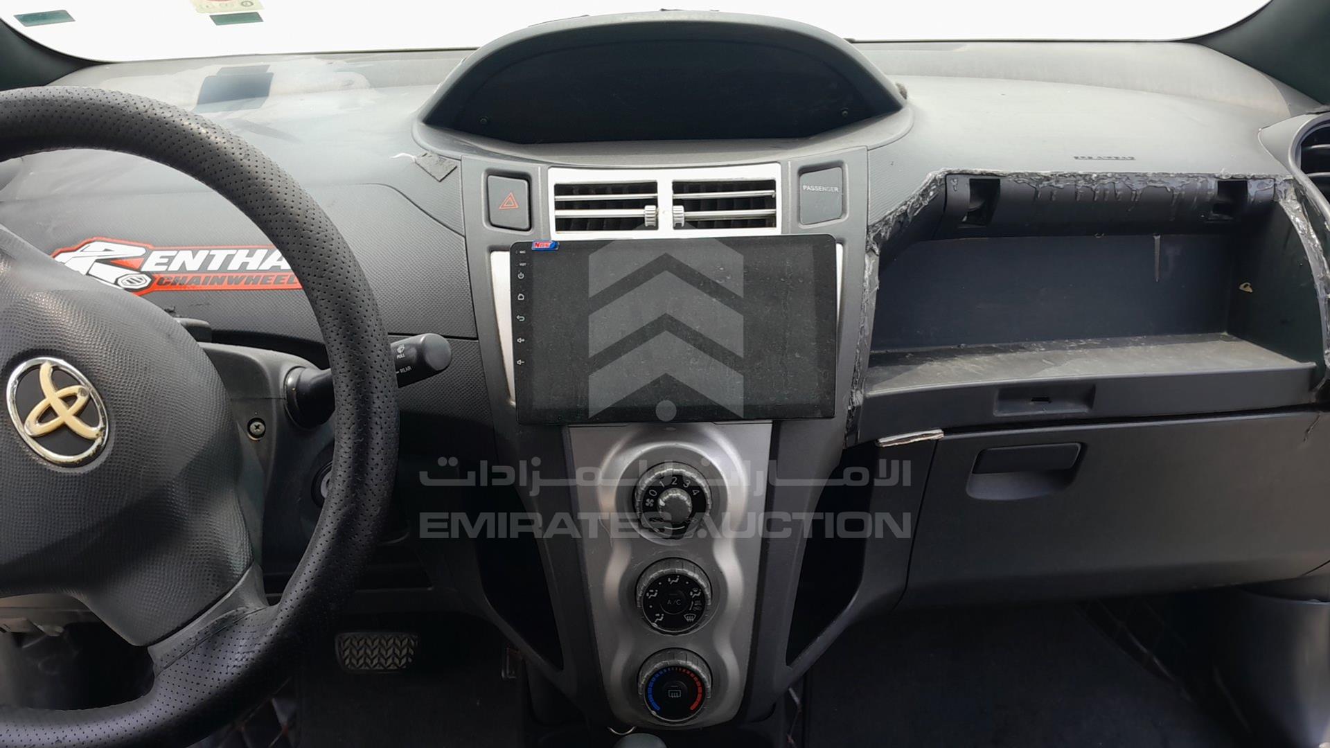 2007 TOYOTA YARIS VIN: JTDKW923775049373