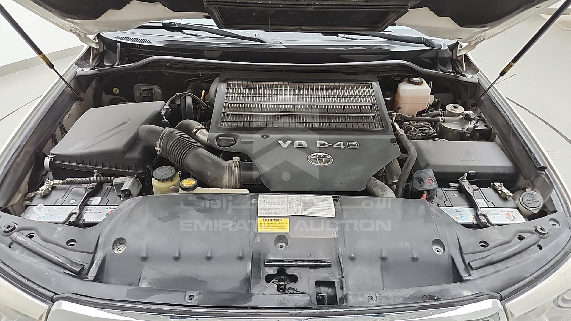 2013 TOYOTA LAND CRUISER VIN: JTMHV09JXD4095973