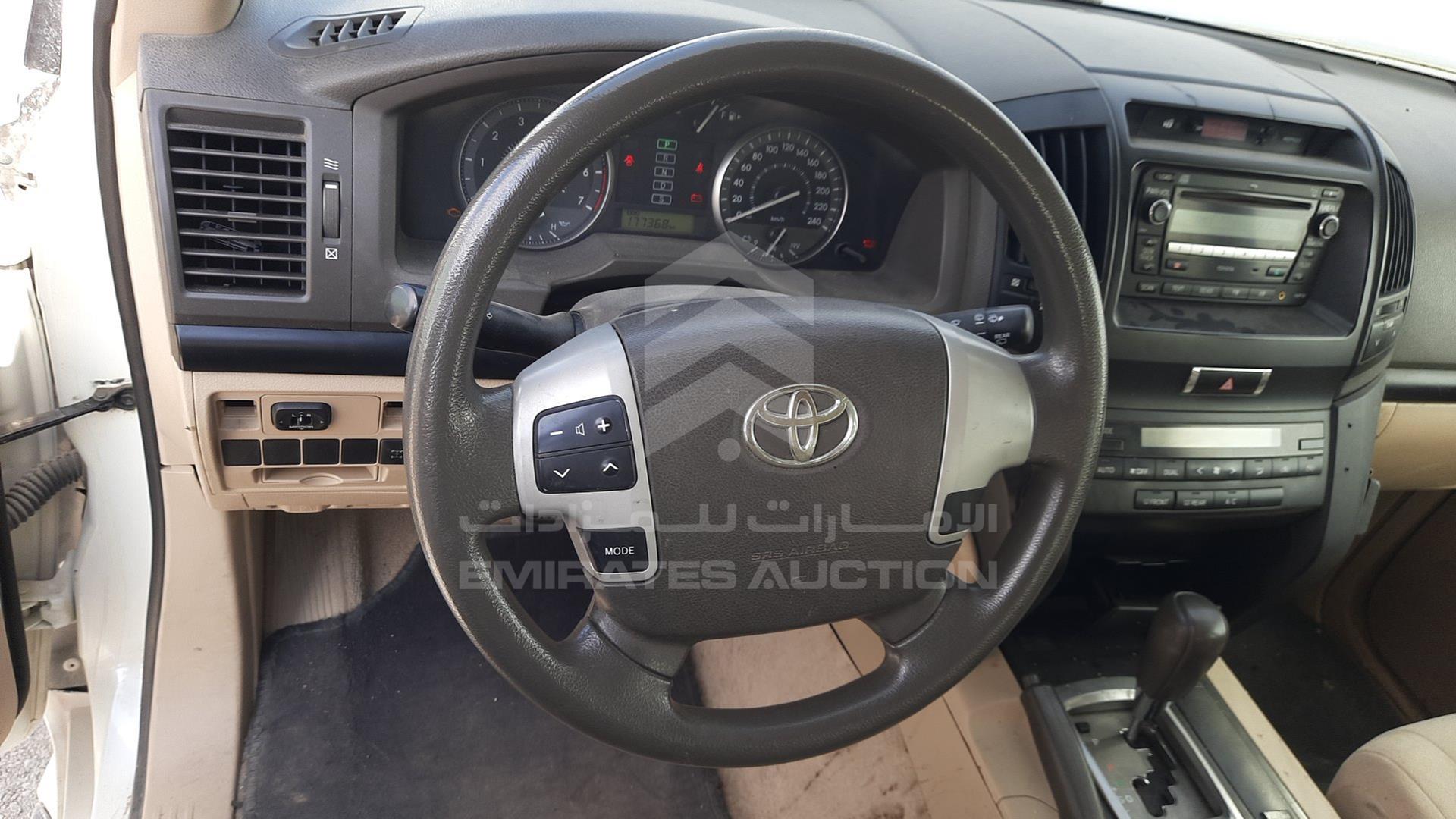 2014 TOYOTA LAND CRUISER VIN: JTMDU09J8E4094677