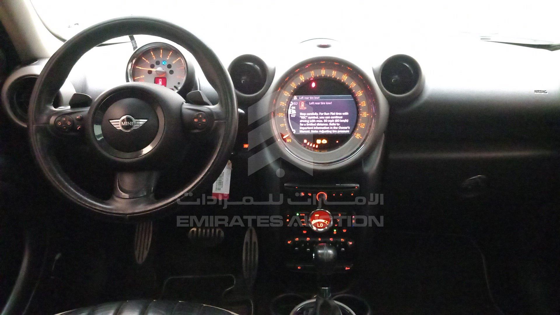 2012 MINI COOPER VIN: WMWZC3C55CWL81902