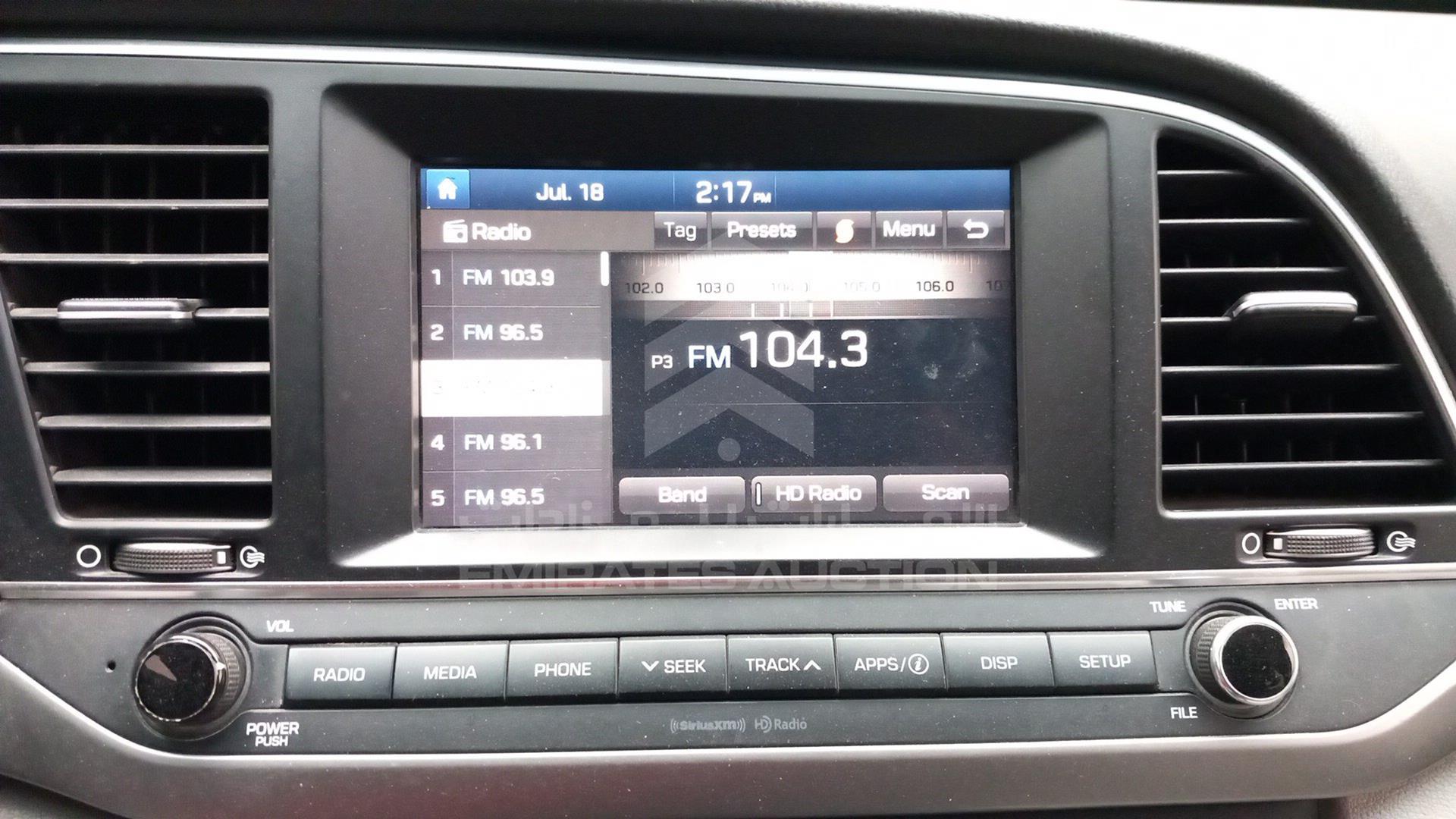 2017 HYUNDAI ELANTRA VIN: KMHD84LFXHU062300