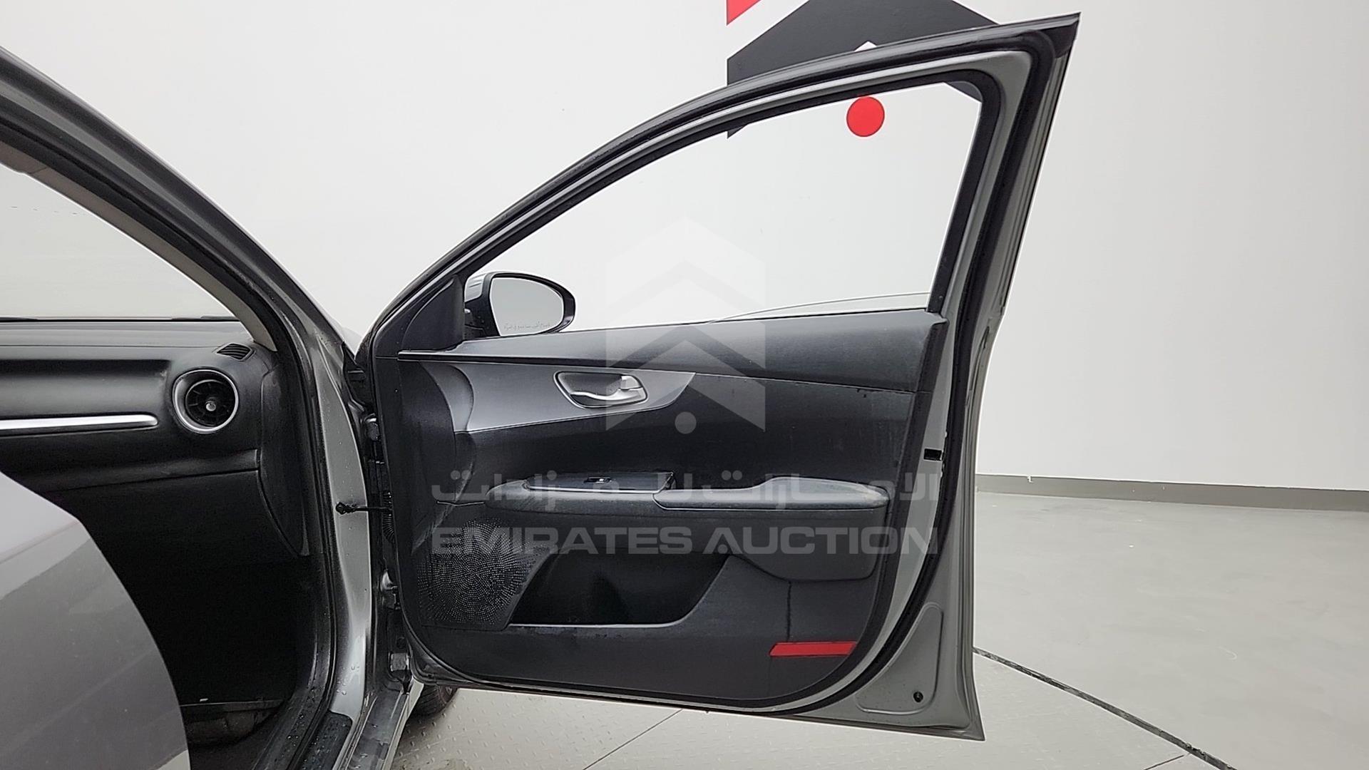 2022 KIA CERATO VIN: KNAF24164N5937357