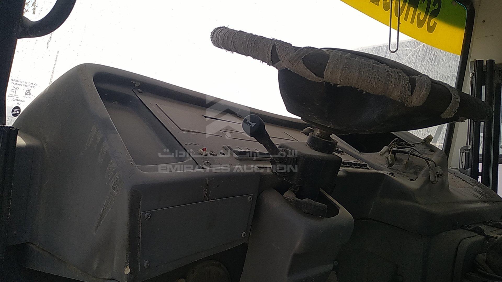 2014 TATA LPO1618 VIN: MAT449253E0L01105