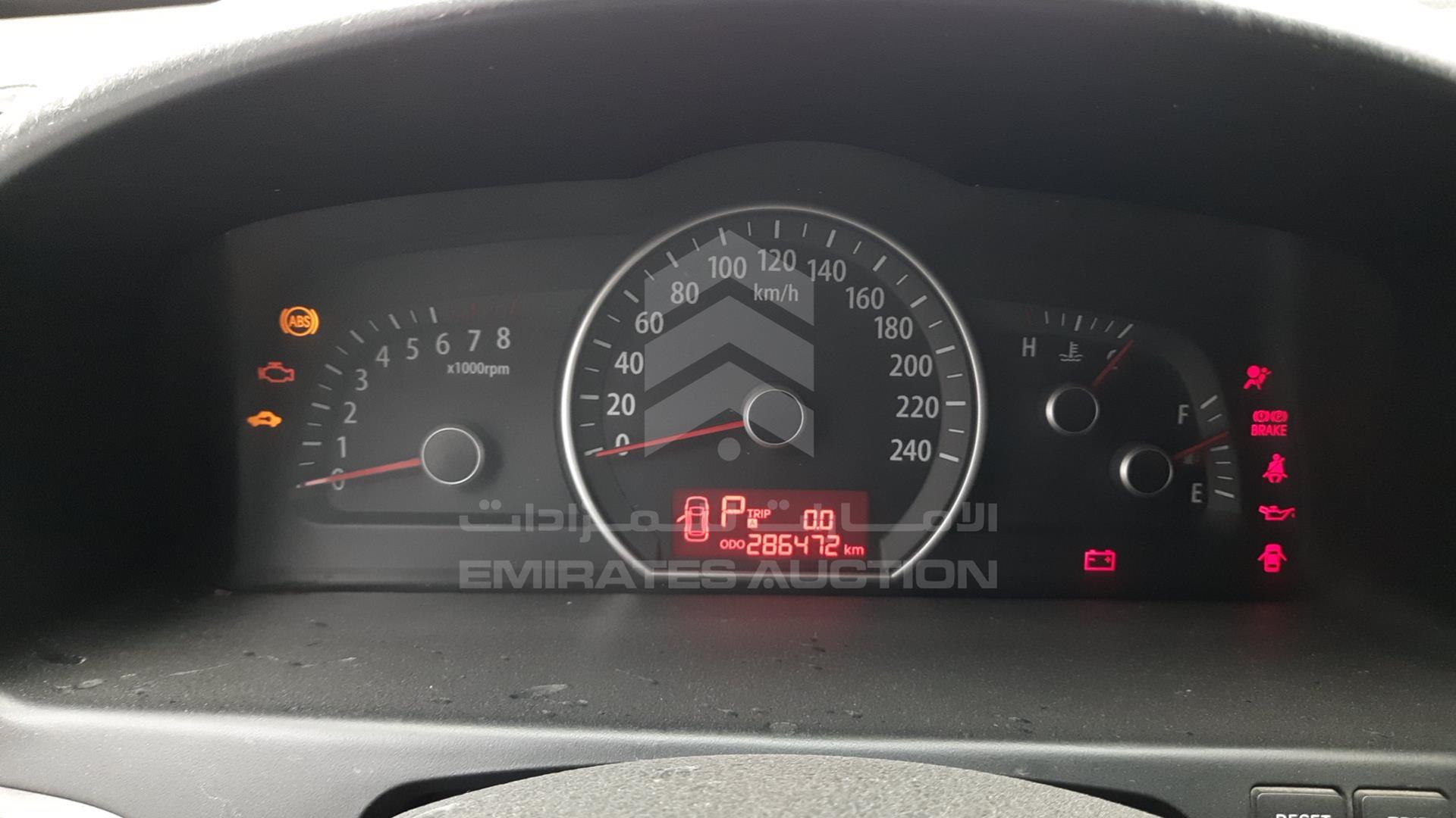 2015 KIA MOHAVE VIN: KNAKM8118F5127798