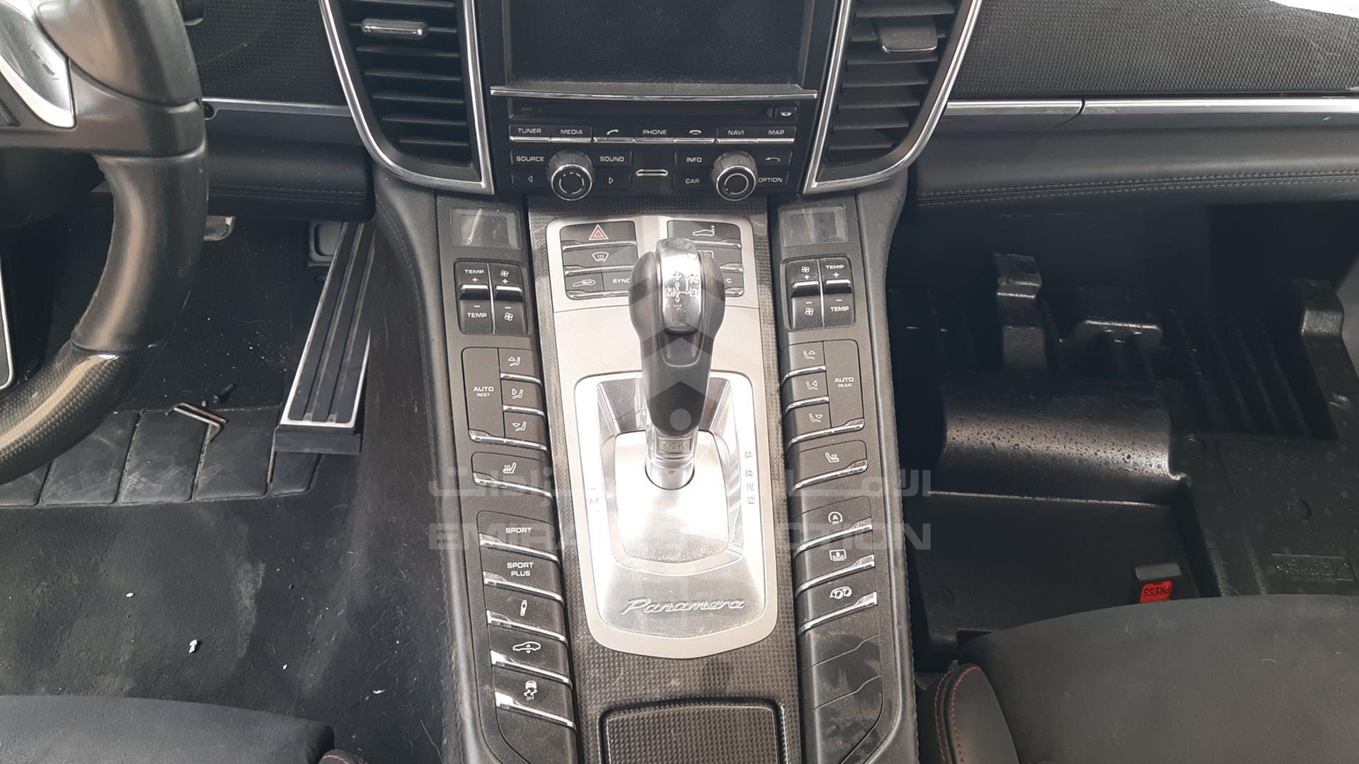 2014 PORSCHE PANAMERA VIN: WP0ZZZ97ZEL080251