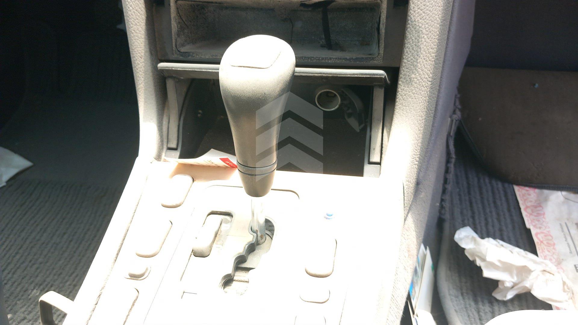 0 MERCEDES --- VIN: WDB2102611A994360