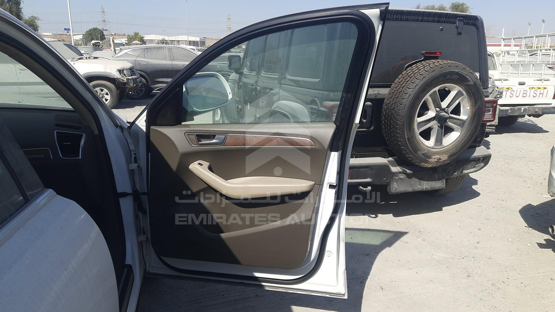2012 AUDI Q5 VIN: WAUCFC8R8CA079364